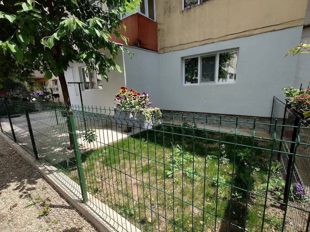 Apartament spatios. Parter,  micro 11 Târgoviște - imagine 1