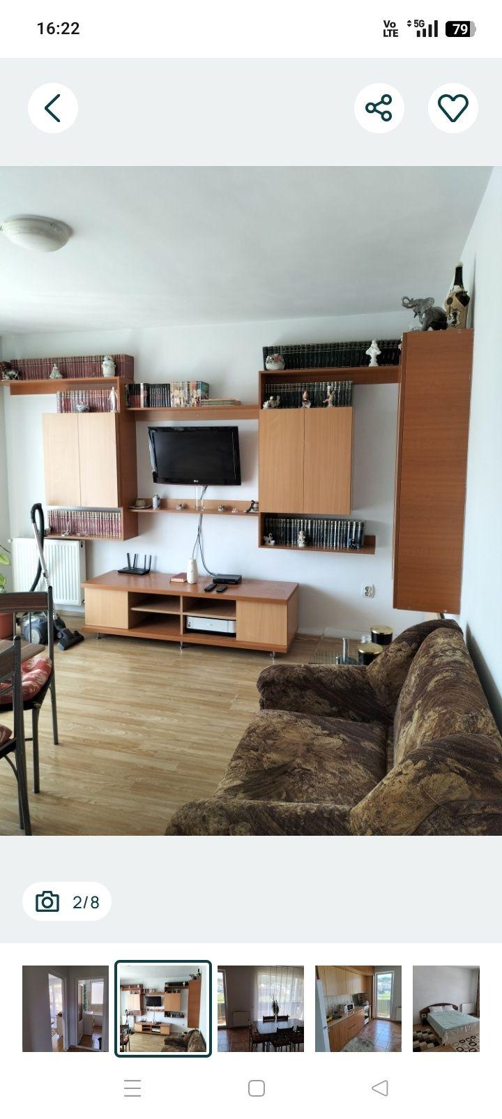 Vând apartament Floresti