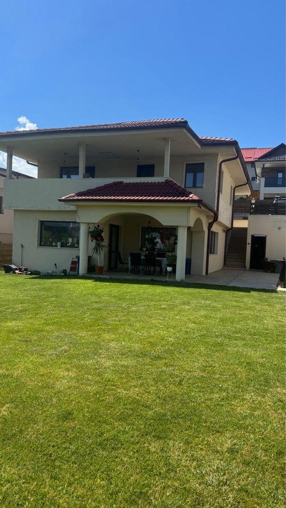 Casa la cheie, teren 750mp.