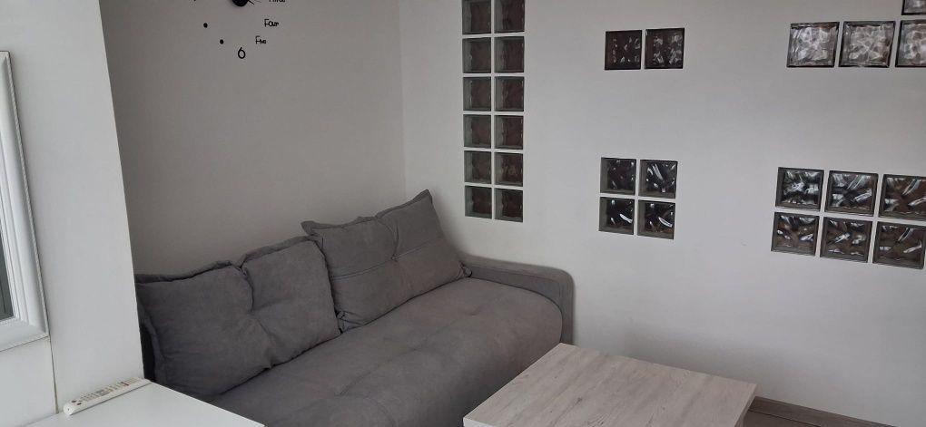 Inchiriez AP. 3 cam. Floresti