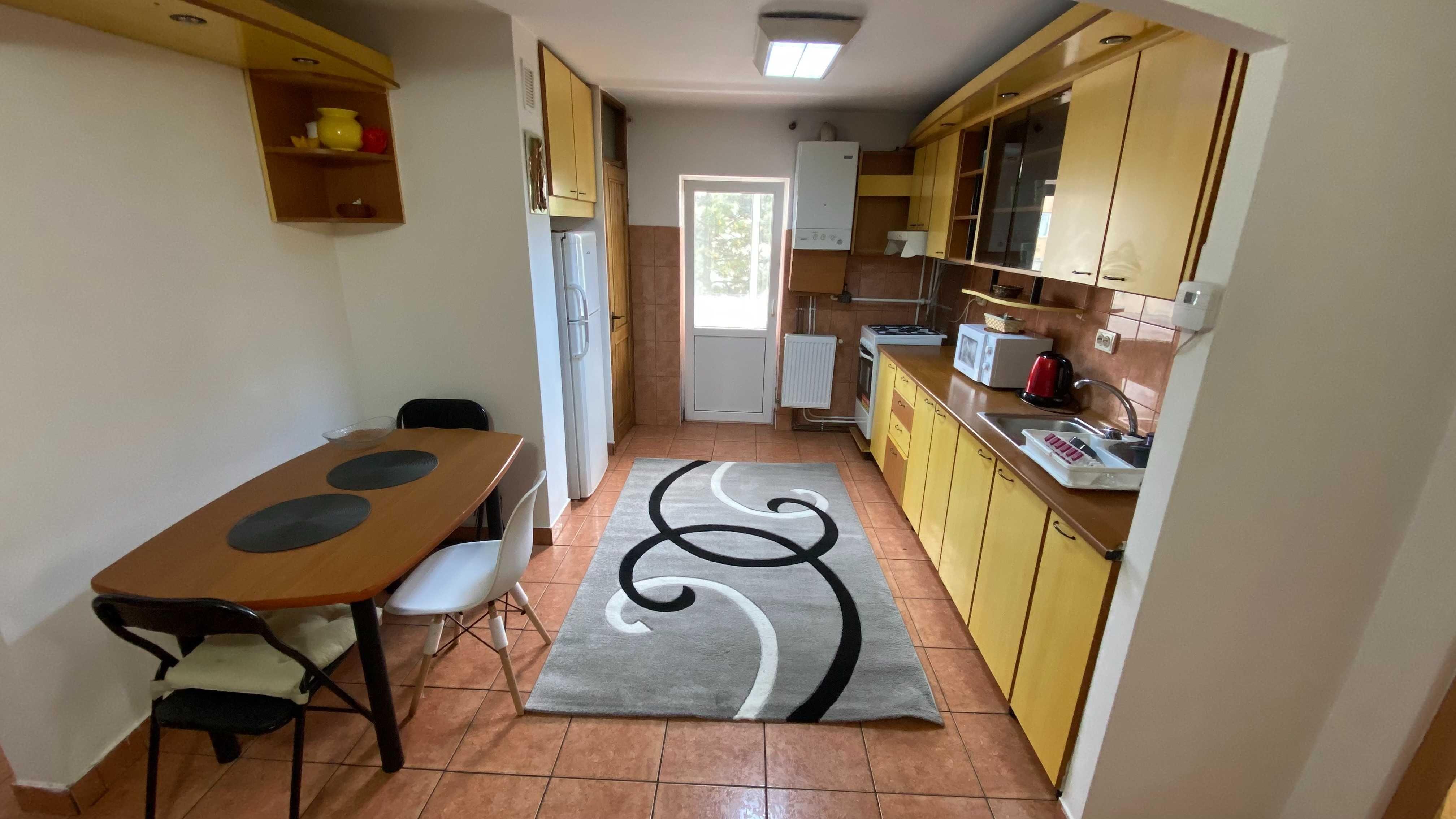 Inchiriez apartament 2 camere Zorilor