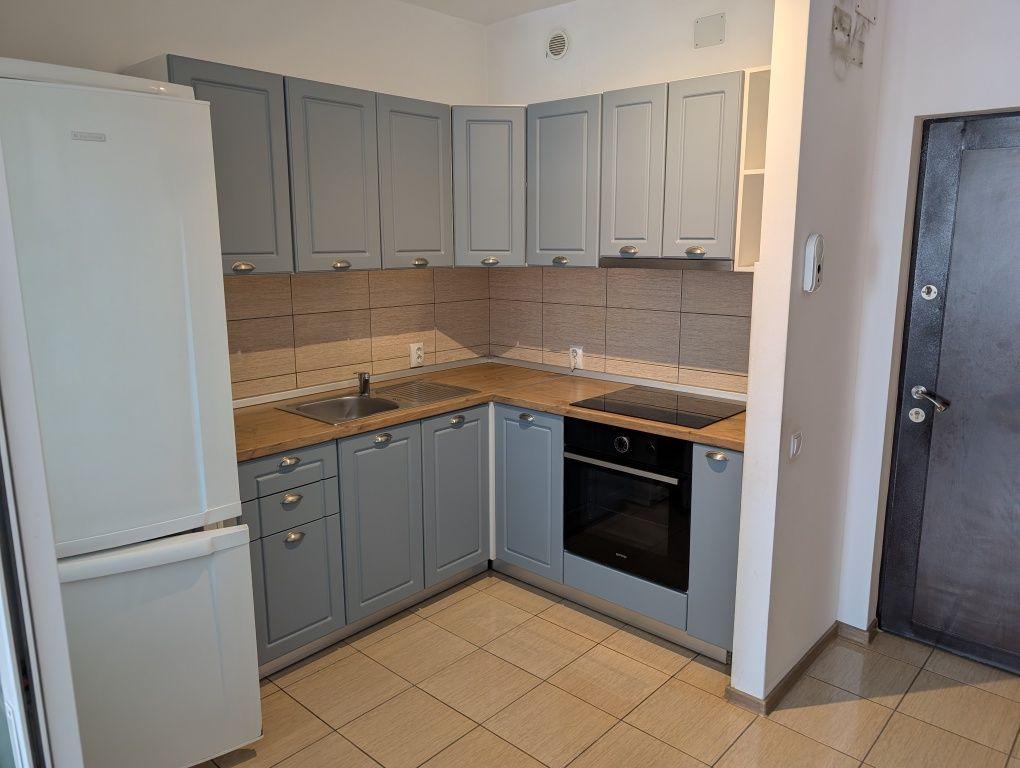 Inchiriez ap 2 camere+loc de parcare subteran oasului 86-90