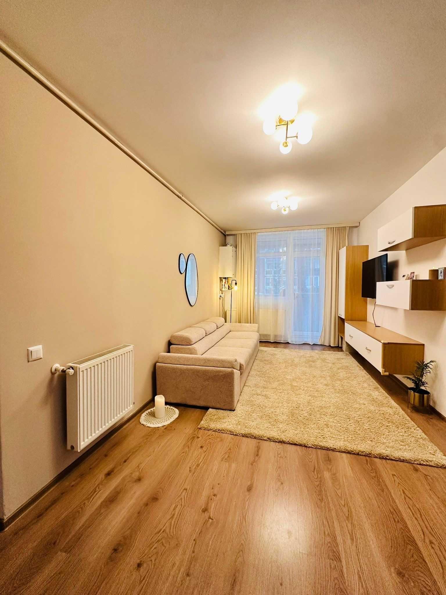 De Inchiriat Apartament 3 Camere Iris  - 500 Euro