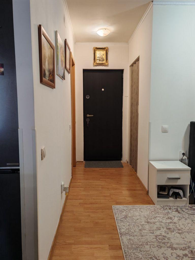 Proprietar ofer spre vânzare garsoniera