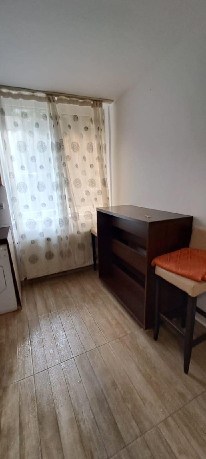 Garsoniera de închiriat   strada Alexandru cel Bun Brasov