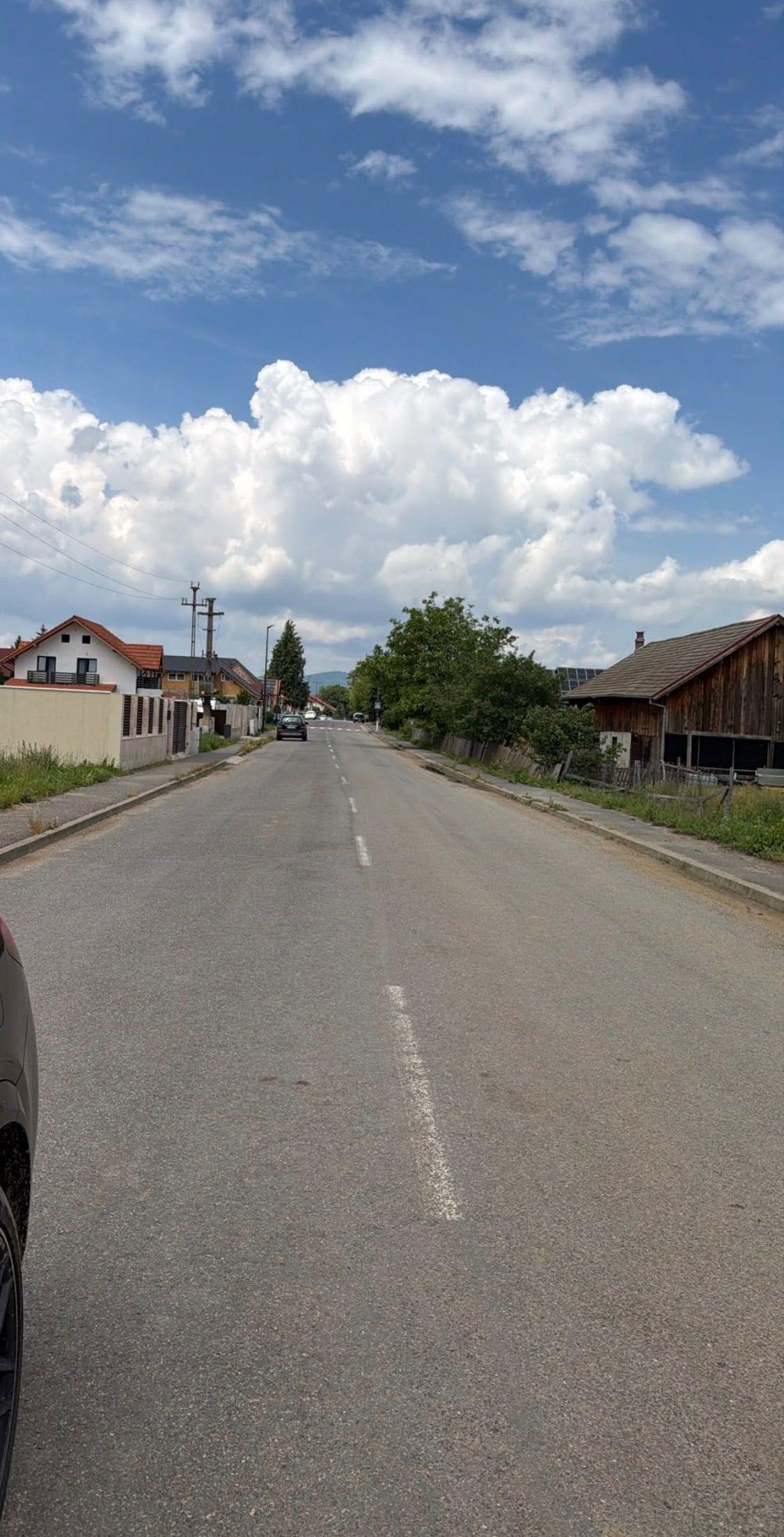 Teren toate utilitățile- Cristian 62000 euro