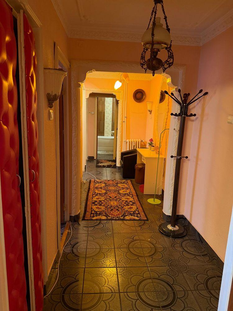 Vand Apartament 3 camere