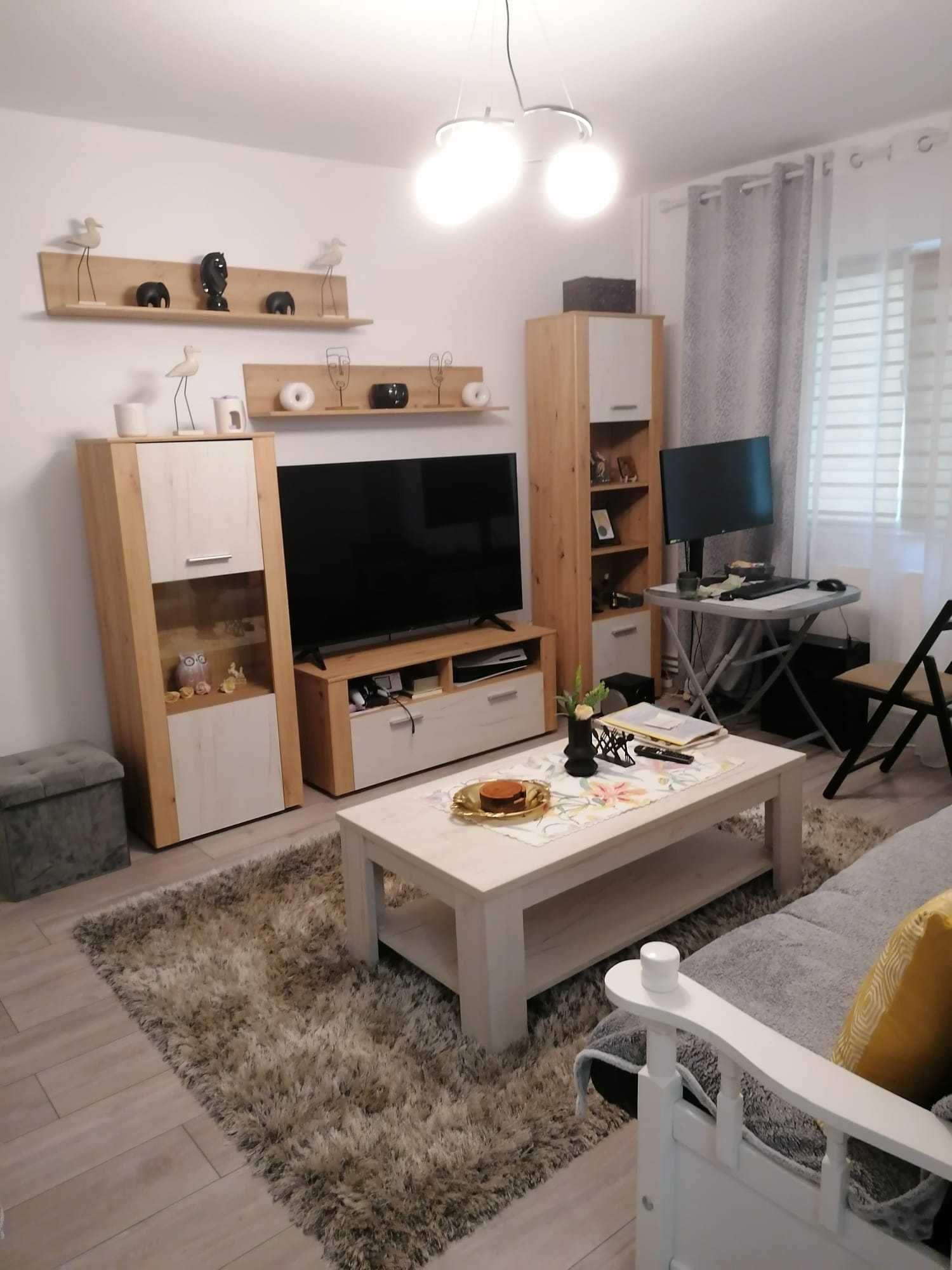 Vand apartament 3 camere- Tomis 3, aleea Soveja