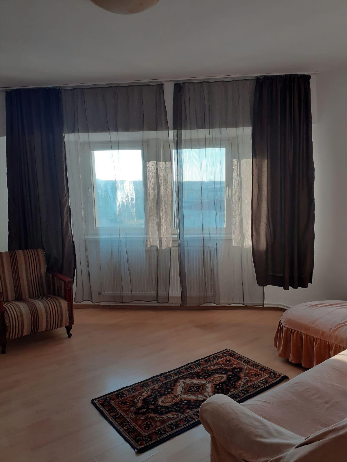 Apartament 2 camere decomandat