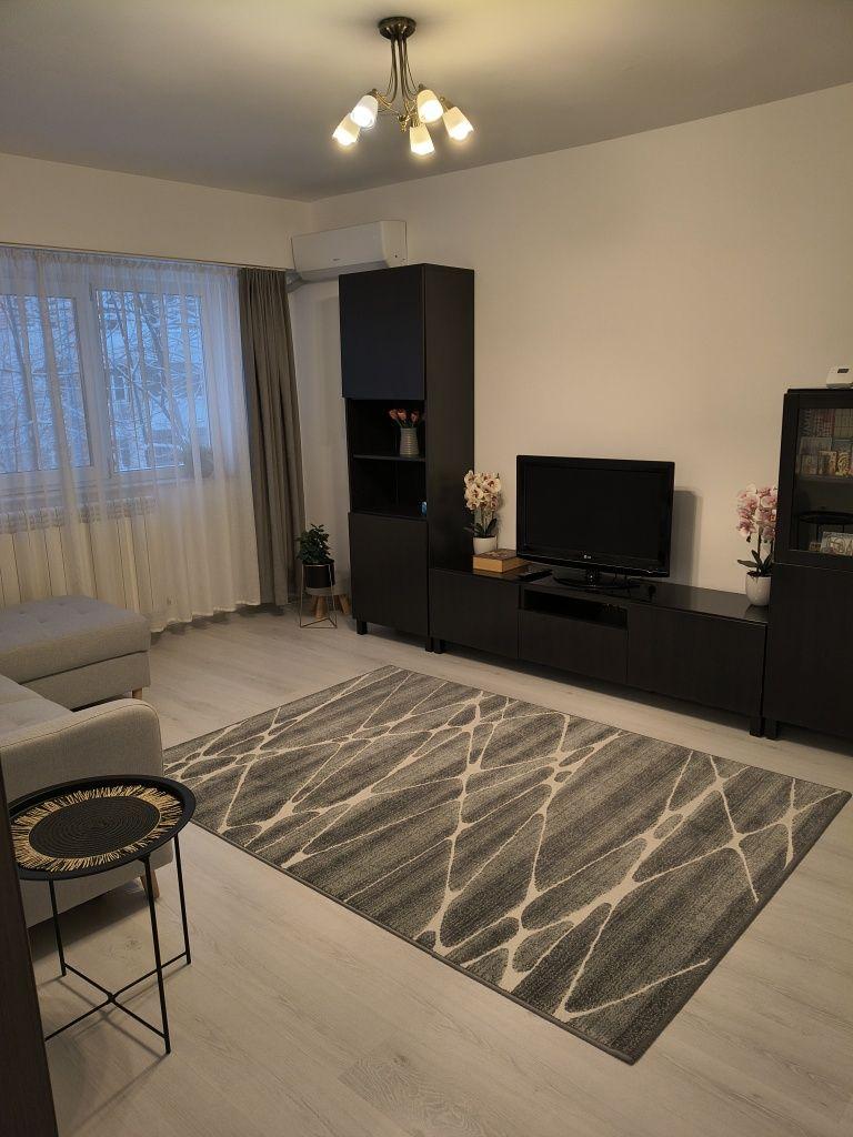 Apartament 3 camere de inchiriat