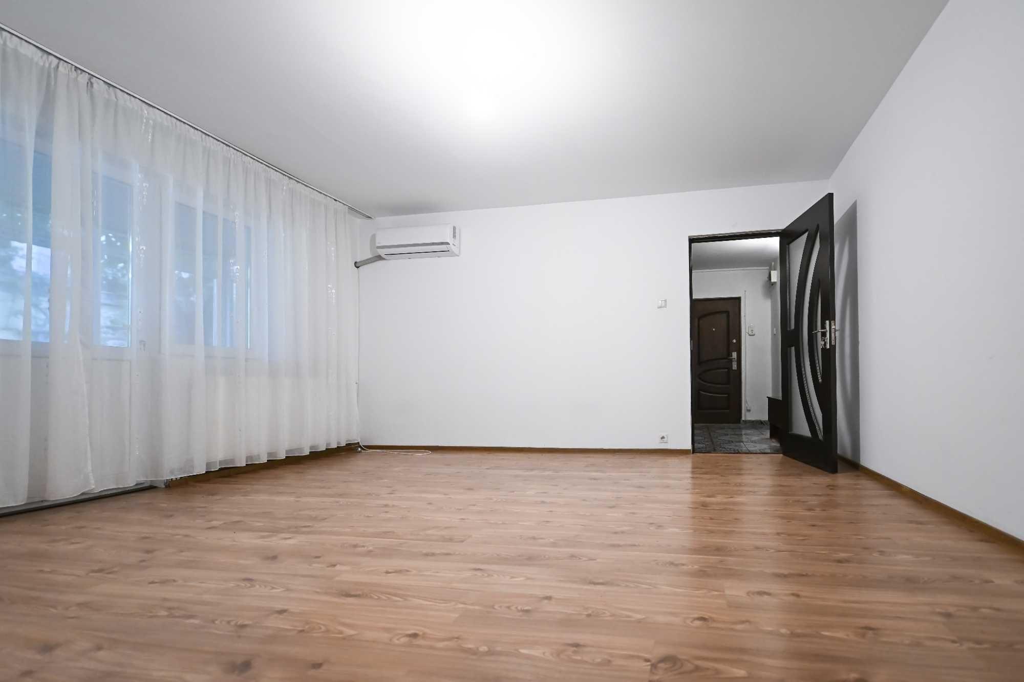 Apartament 2 camere de vânzare 54 mp – Rovine, parter | Centrală proprie | Aer condiționat | Disponibil imediat
