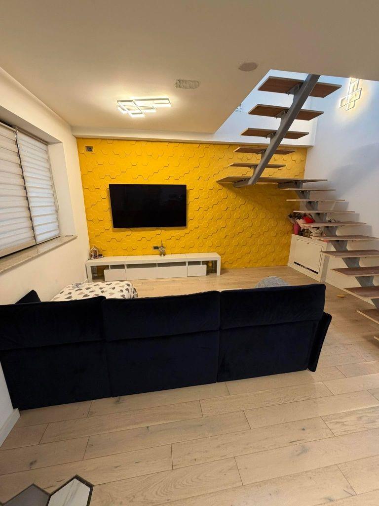 Vând apartament  4 camere - imagine 1