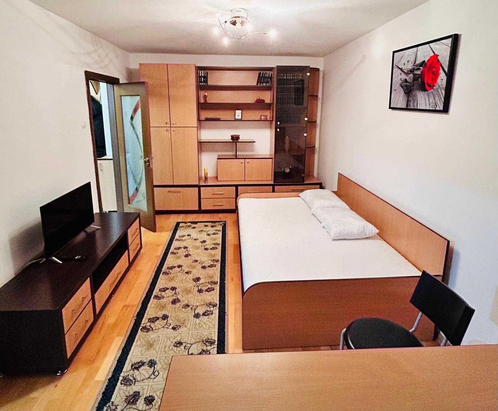 Garsoniera de inchiriat – Craiova, zona excelenta pentru studenti si tineri profesionisti - imagine 1