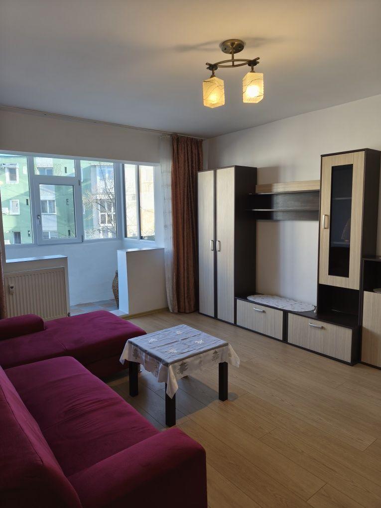 Închiriez apartament 2 camere, Craiovița Noua