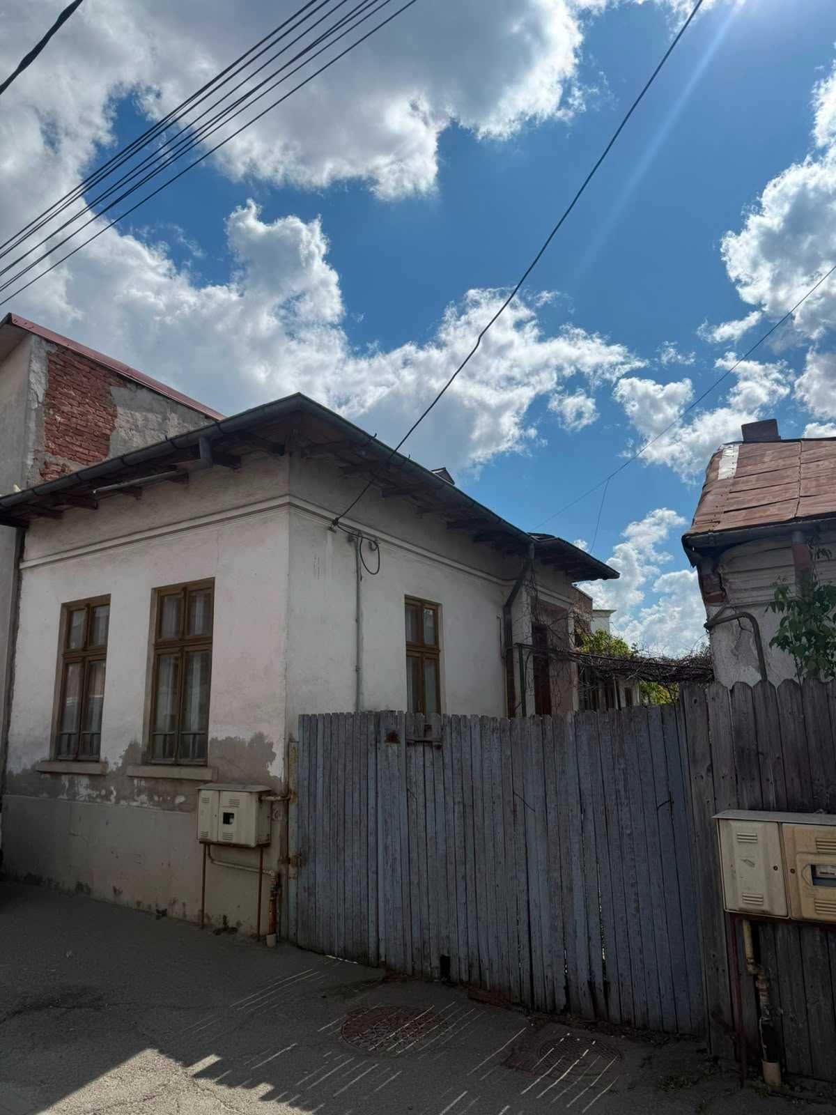 Casă de vânzare str. Corneliu Coposu - Piața Chiriac - 1 Mai, proprietar - imagine 1