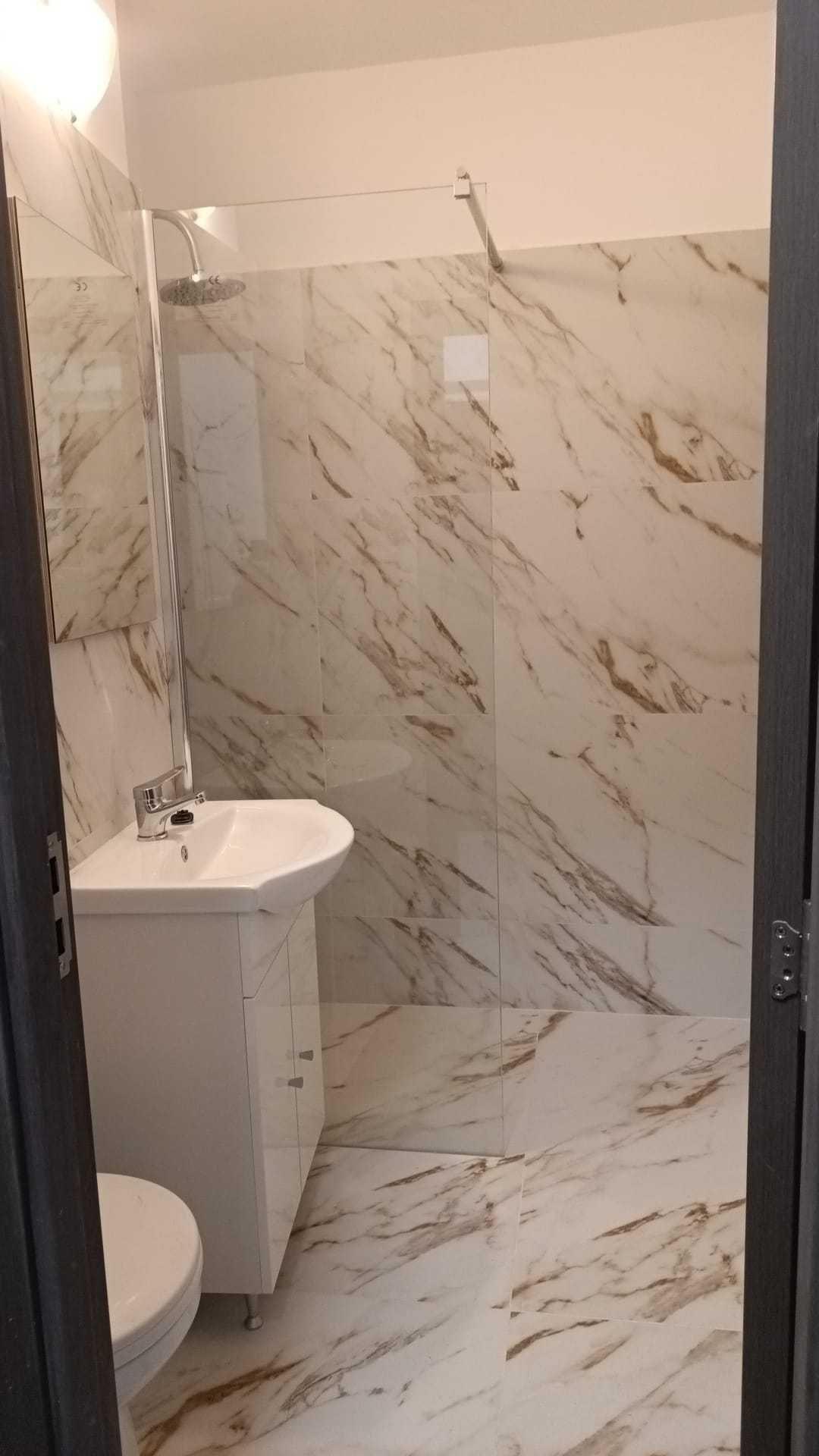 Garsoniera de vanzare