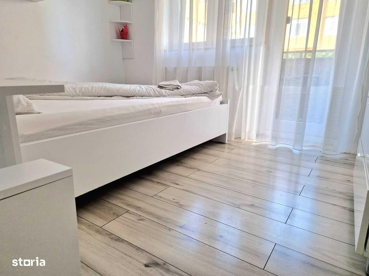 Închiriez apartament cu 2 camere zona Nufărul - imagine 1