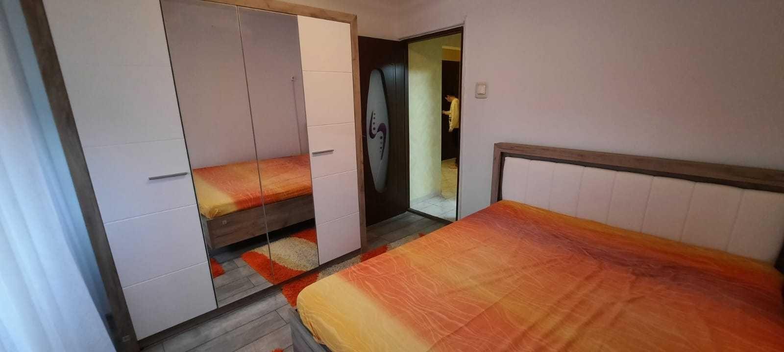 Inchiriez Apartament 2 came