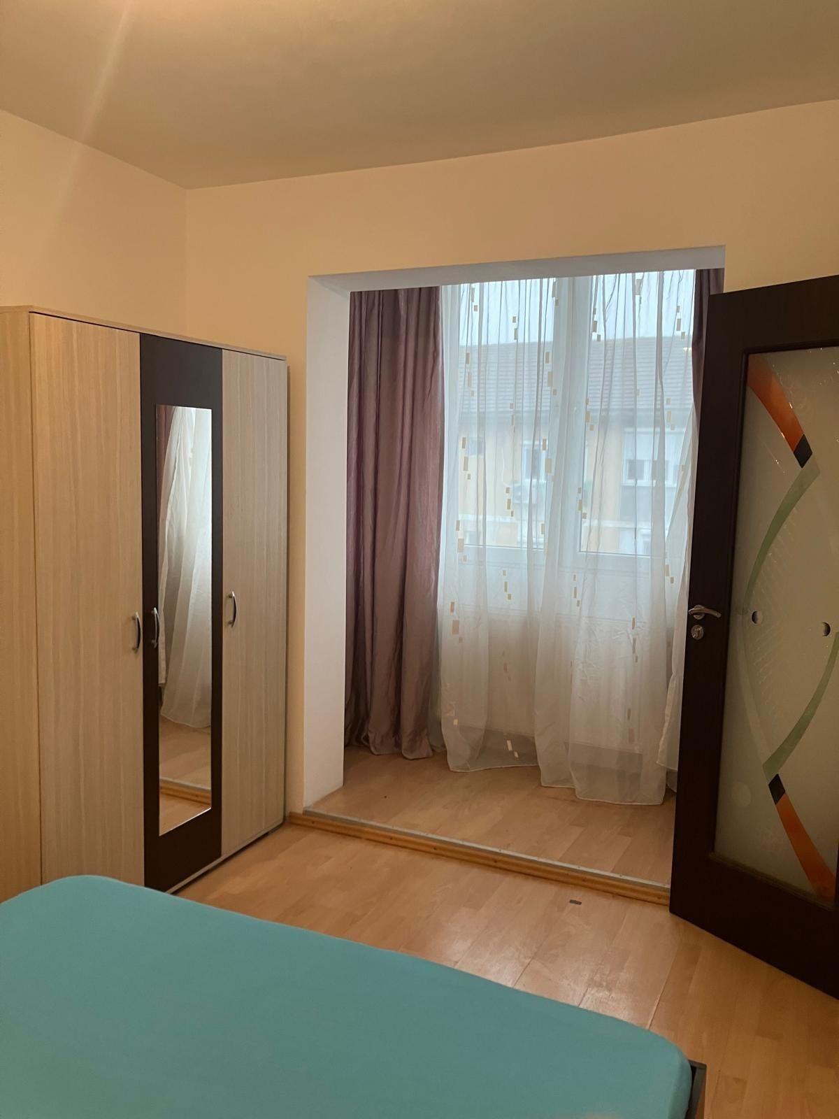 Apartament de închiriat