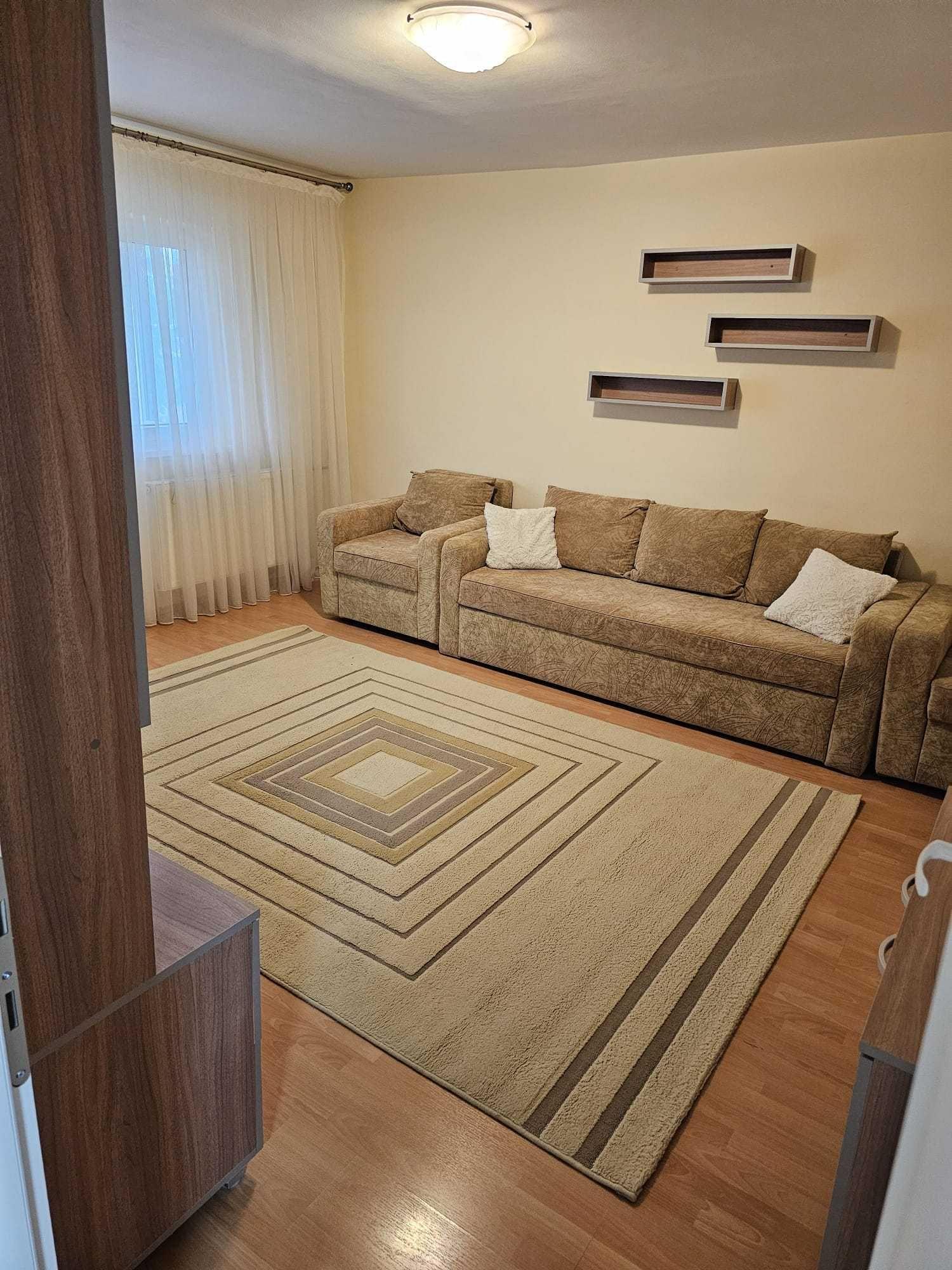 Apartament 3 camere - imagine 1