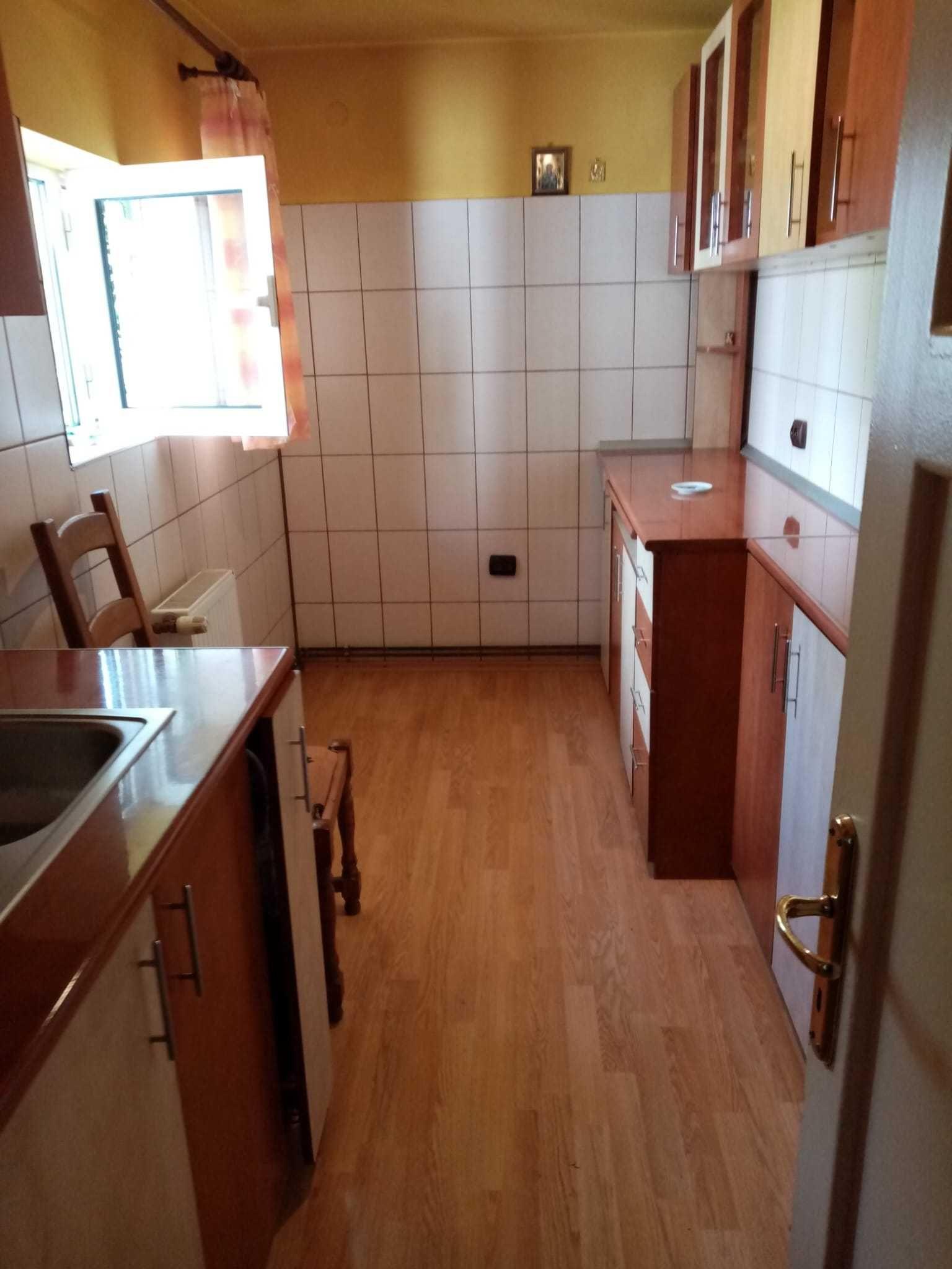Apartament în vilă, Centru zona Catedrala Sf Ioan, Ploiești