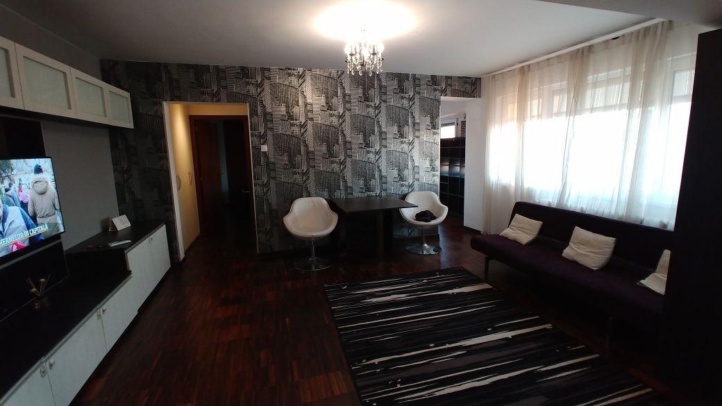 Inchiriez 3 camere metrou Parc Bazilescu, Bucurestii Noi, strada Saradei 53-61