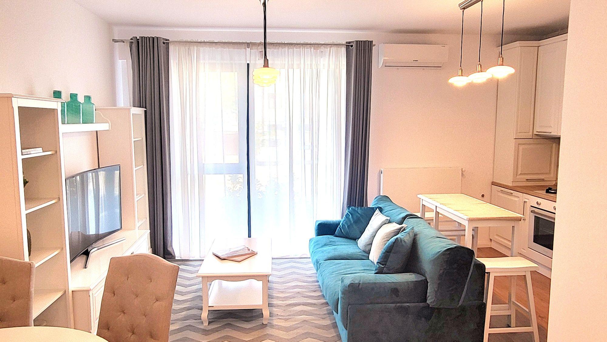 Inchiriez apartament 3 camere  Zona Sisesti