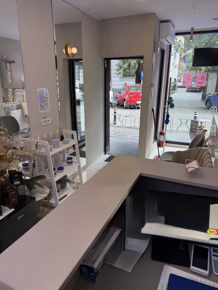 Inchiriez spatiu comercial Piata Amzei