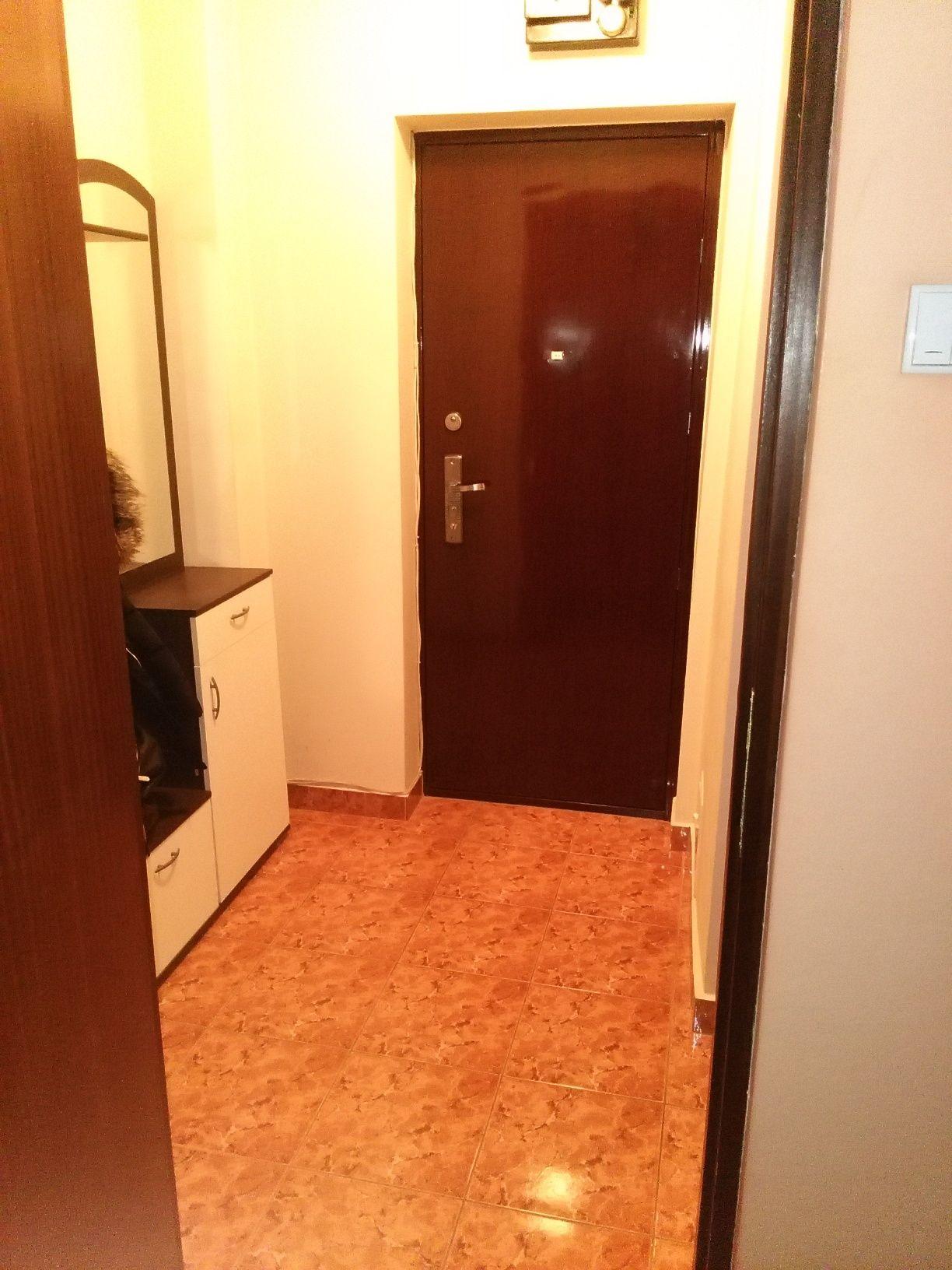 Garsonieră de închiriat