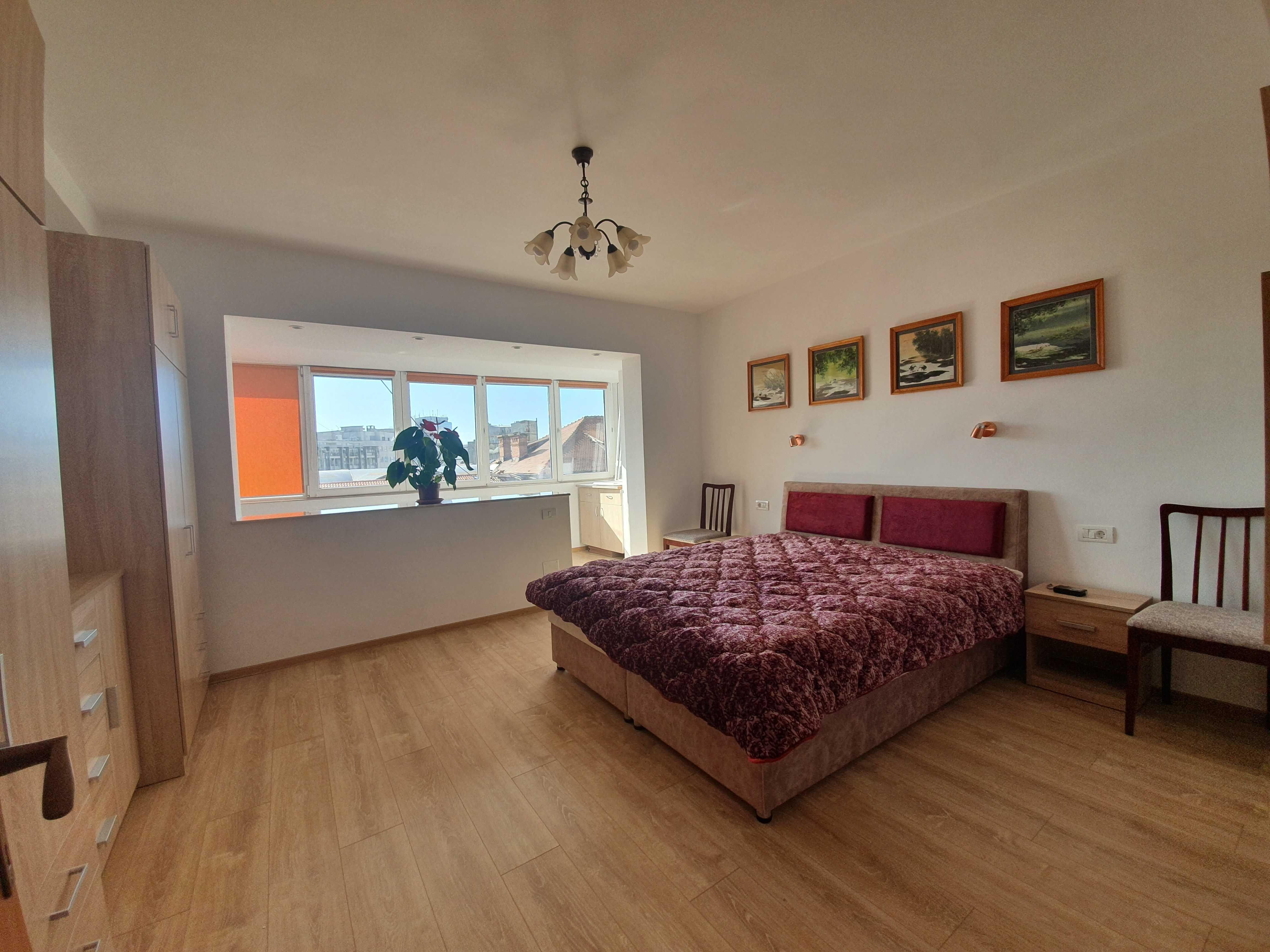 Universitate, Bloc Dunarea - apartament 3 camere inchiriere