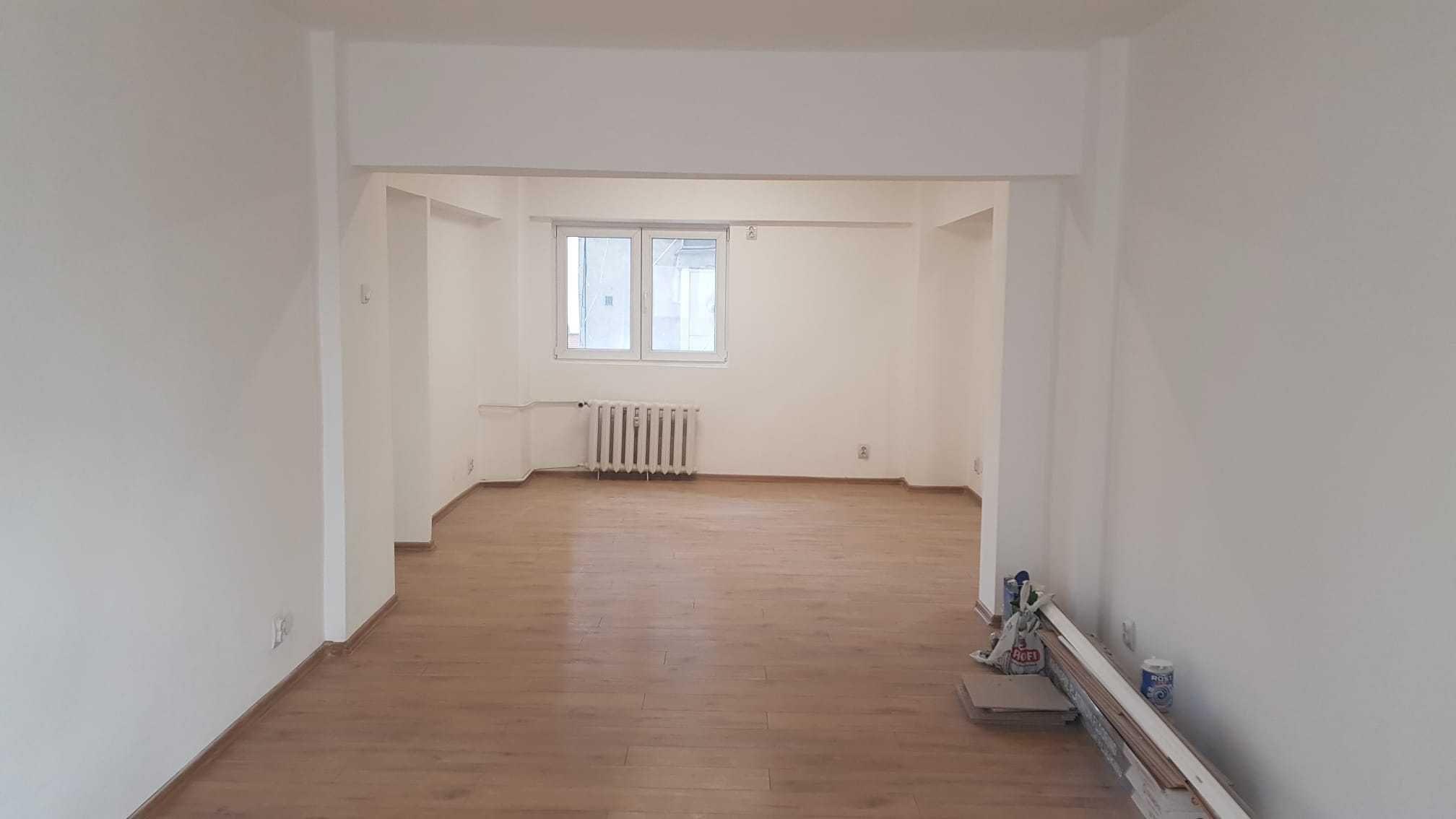 Direct Proprietar | 3 Camere Spațios | Zona Moșilor (Pizza Hut) | Etaj 2 | 2 Băi