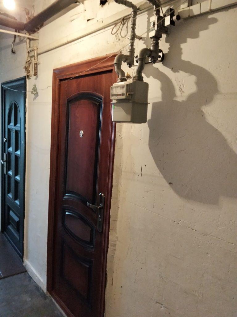 Vând garsonieră confort 3, zona Baicului,15m².et 4/4.Garsoniera este mobilatautilata.GazeBlocul este anvelopatSector 2 - imagine 1