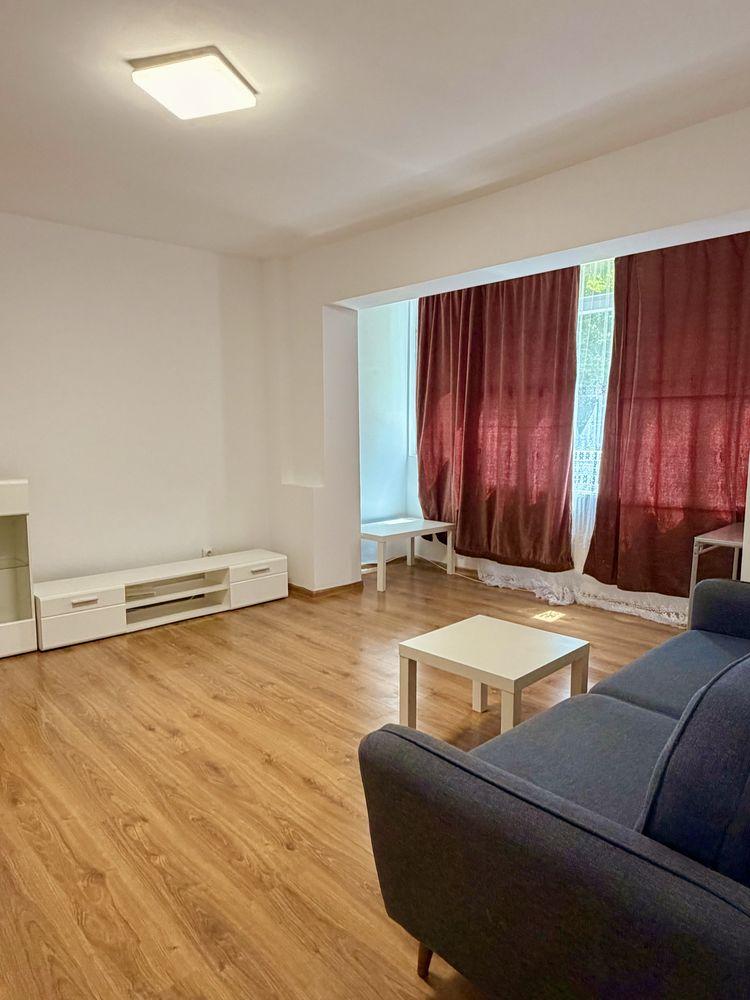 Vand apartament 3 camere  Iancului Stradal