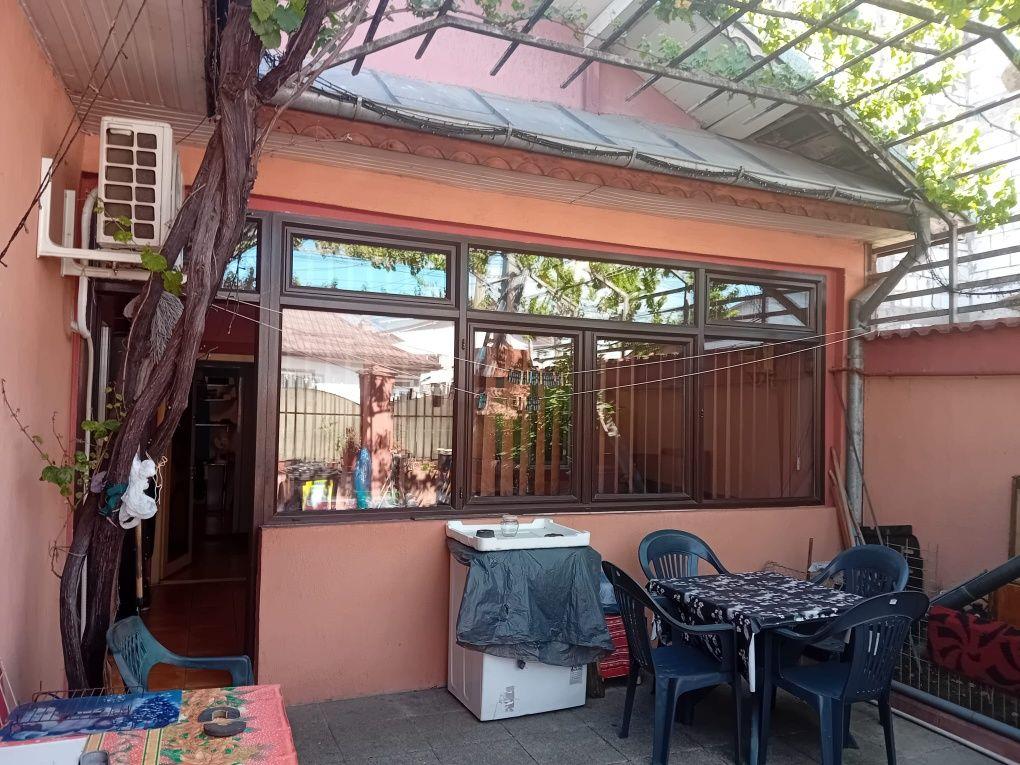 Casa 3 camere la curte, Sector 3 - 23 August | Mobilata | Garaj + Beci | 110.000€ - imagine 1