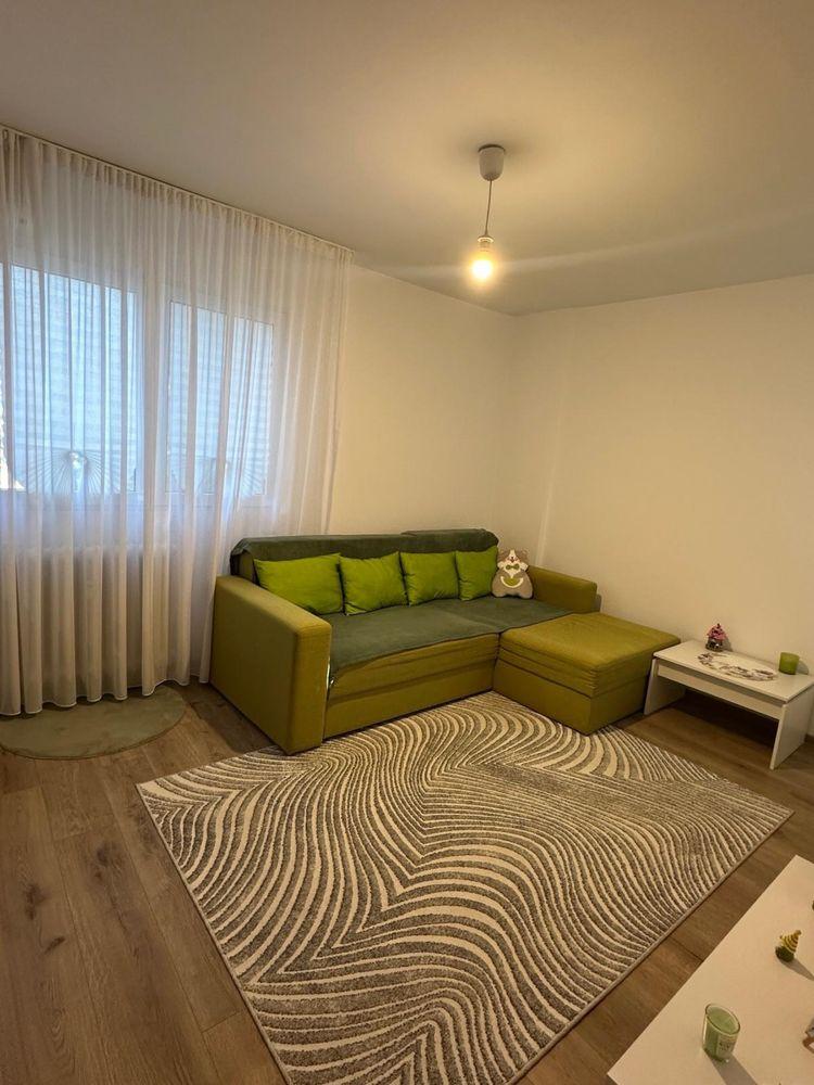 Vand apartament decomandat , direct proprietar