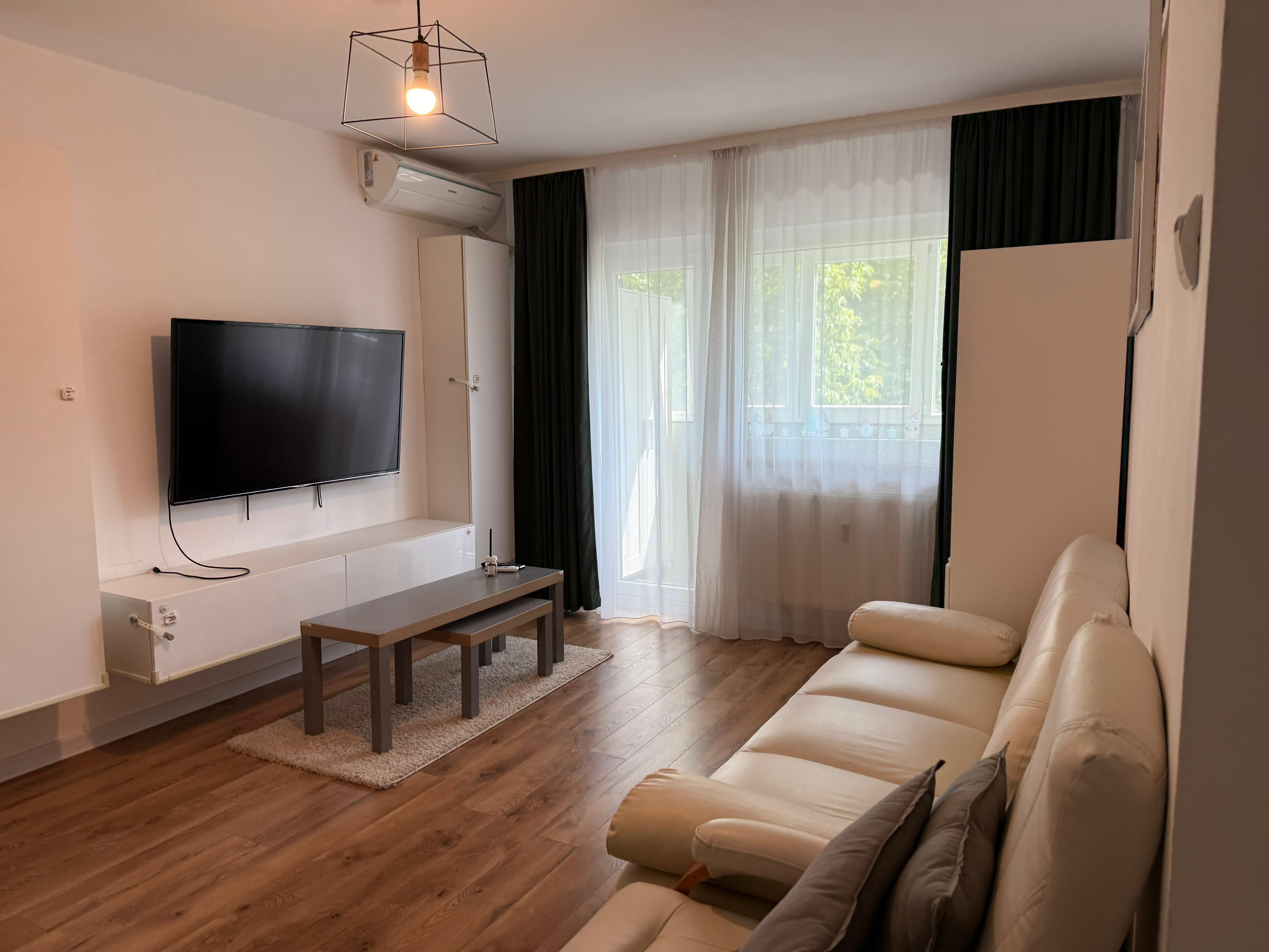 Direct proprietar-Vand Apartament 2 camere semidecomandat, 56mp, Alexandru Obregia, etaj 4/8, Piață Sudului, 125000