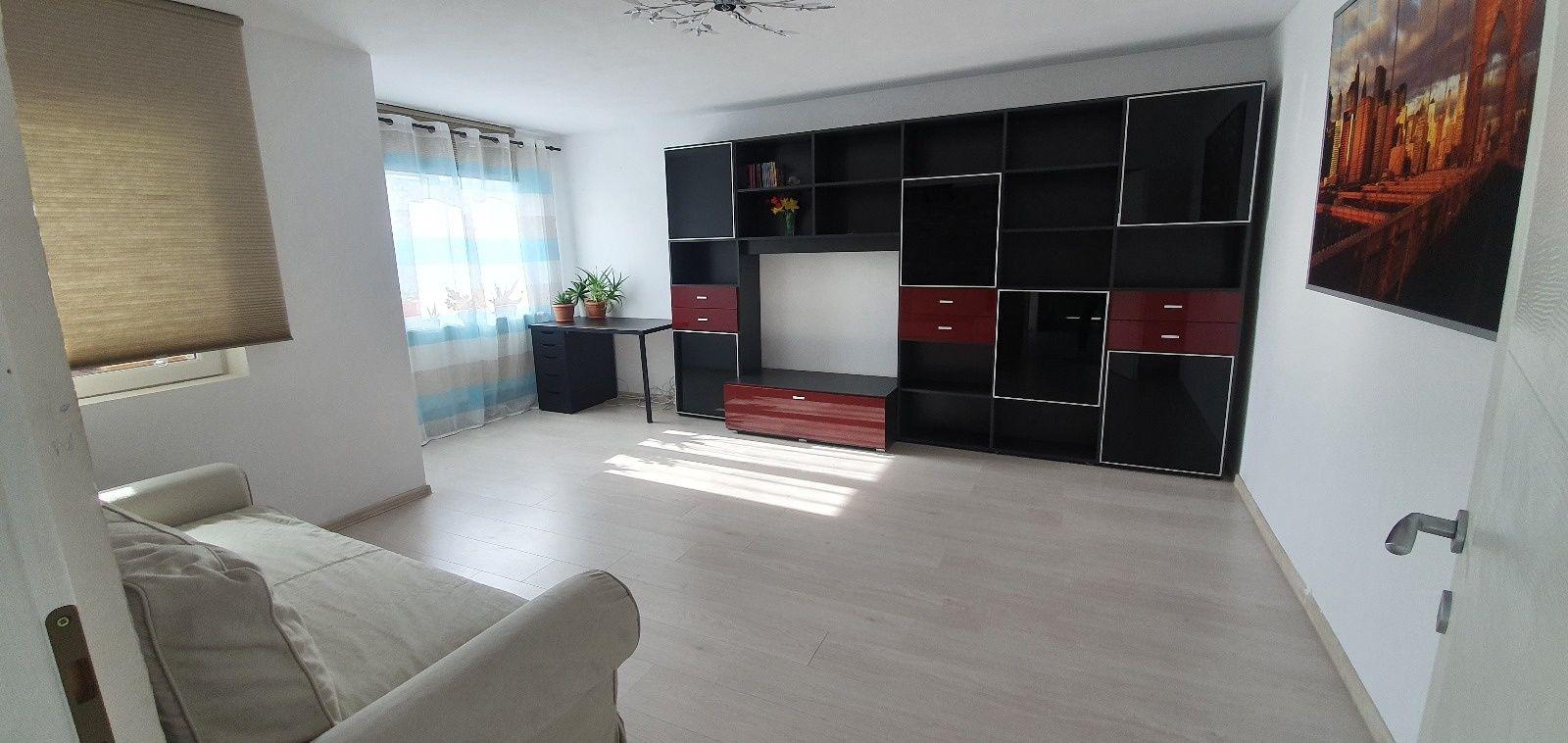 Proprietar, inchiriez apartament 2 camere