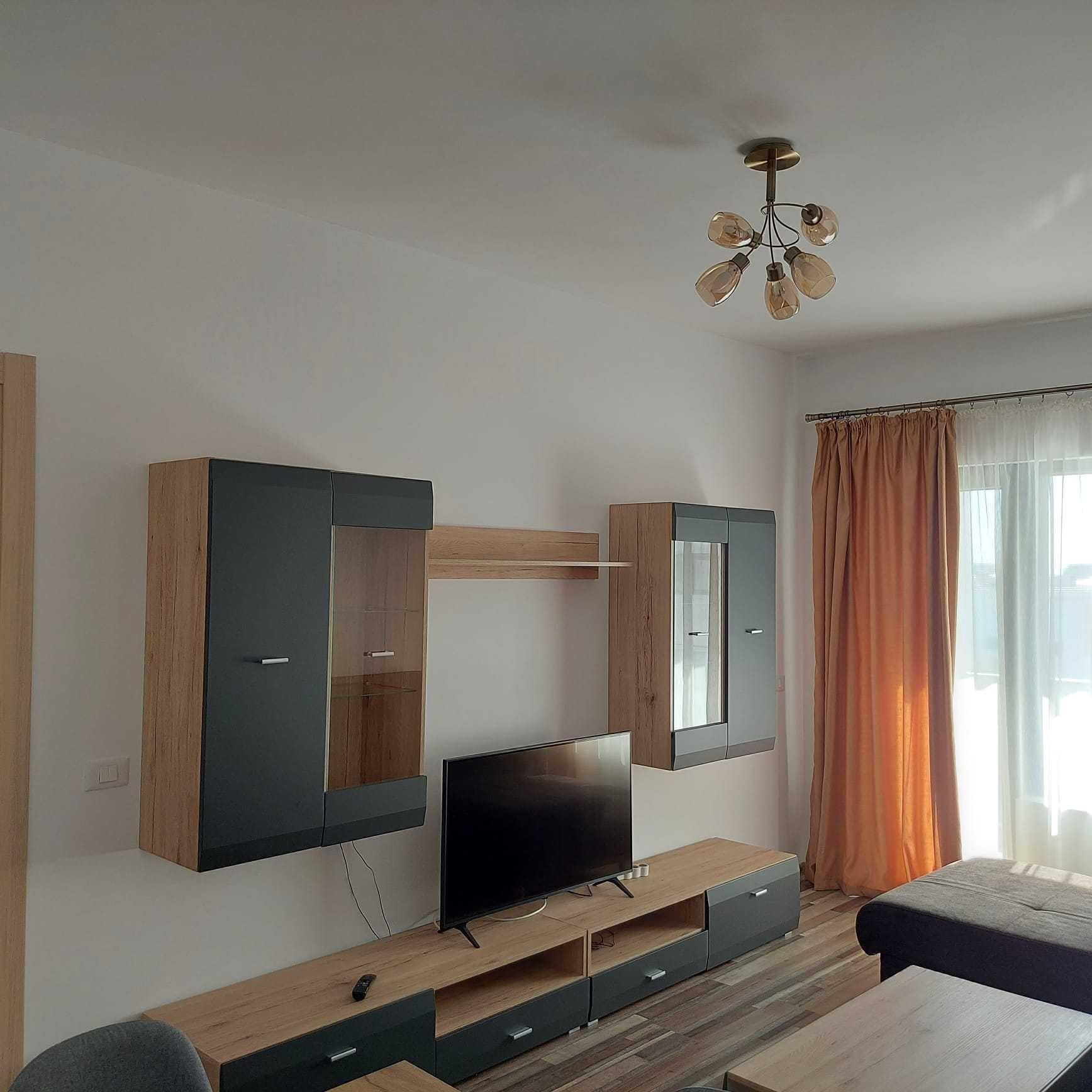 Apartament 2 camere cu loc parcare de inchiriat zona Grand Arena
