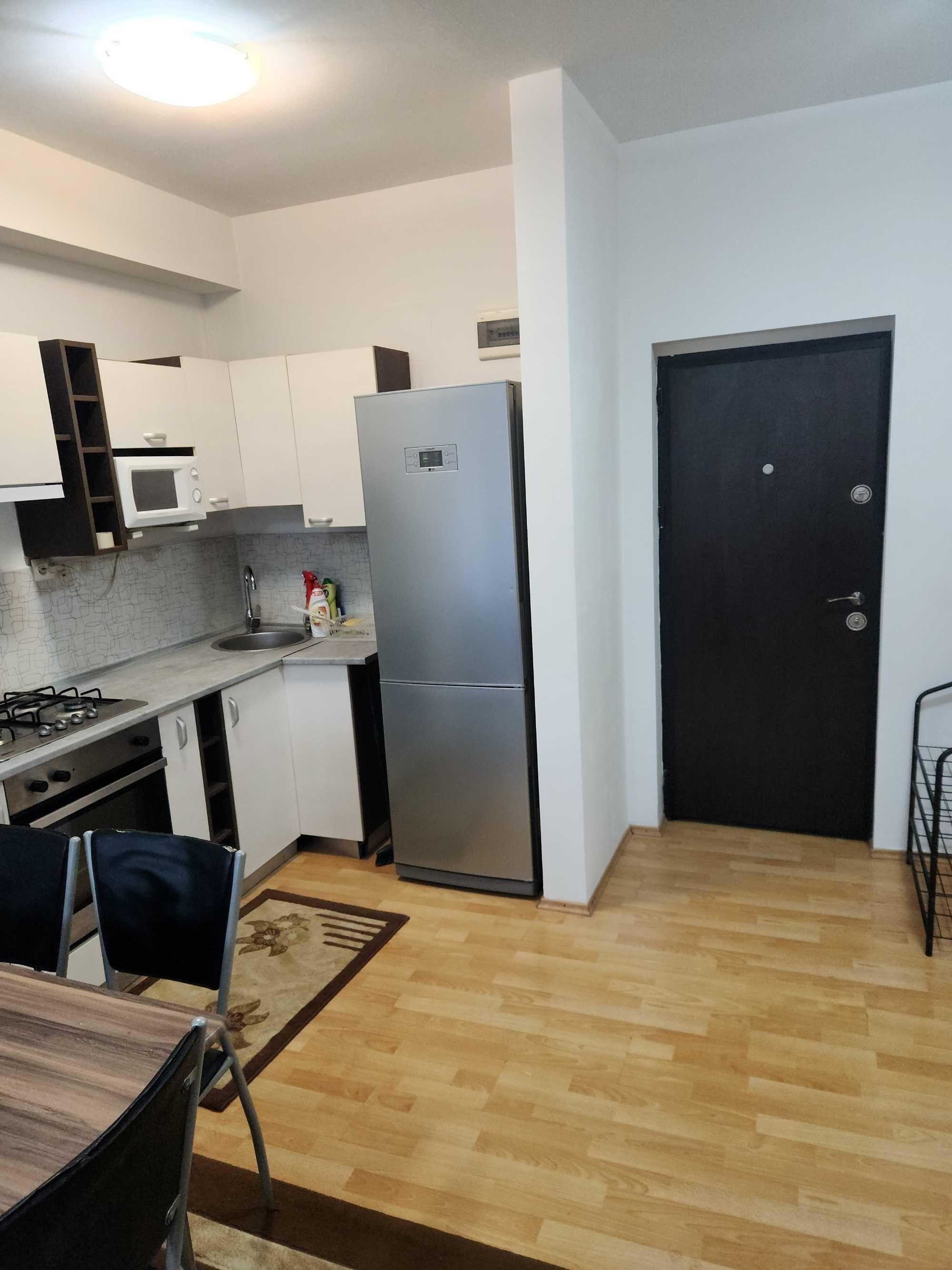 Inchiriez apartament tip studio zona aparatorii patriei