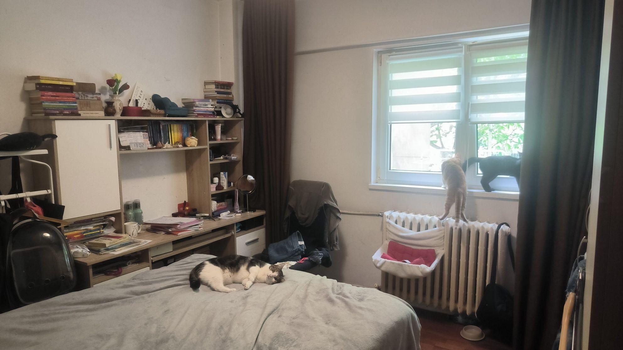 Vând apartament 3 camere confort I