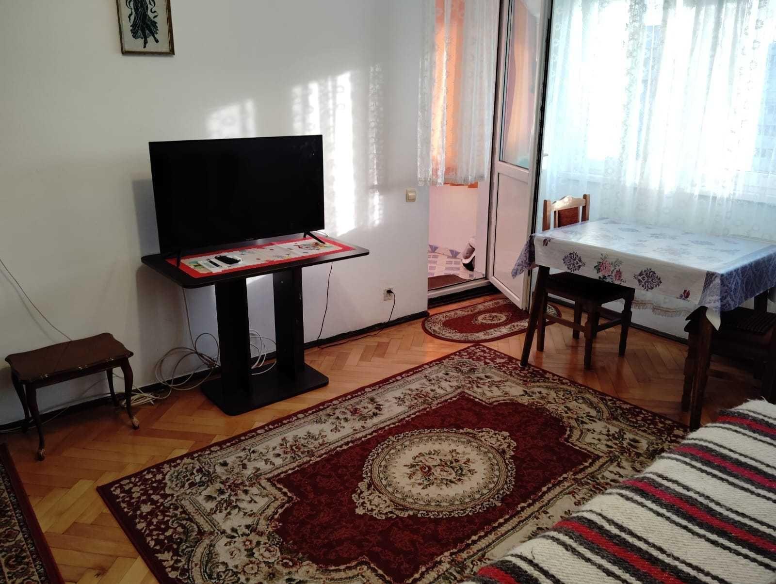 Apartament 54mp, anvelopat, lift și mobilier complet, Piata Veteranilor