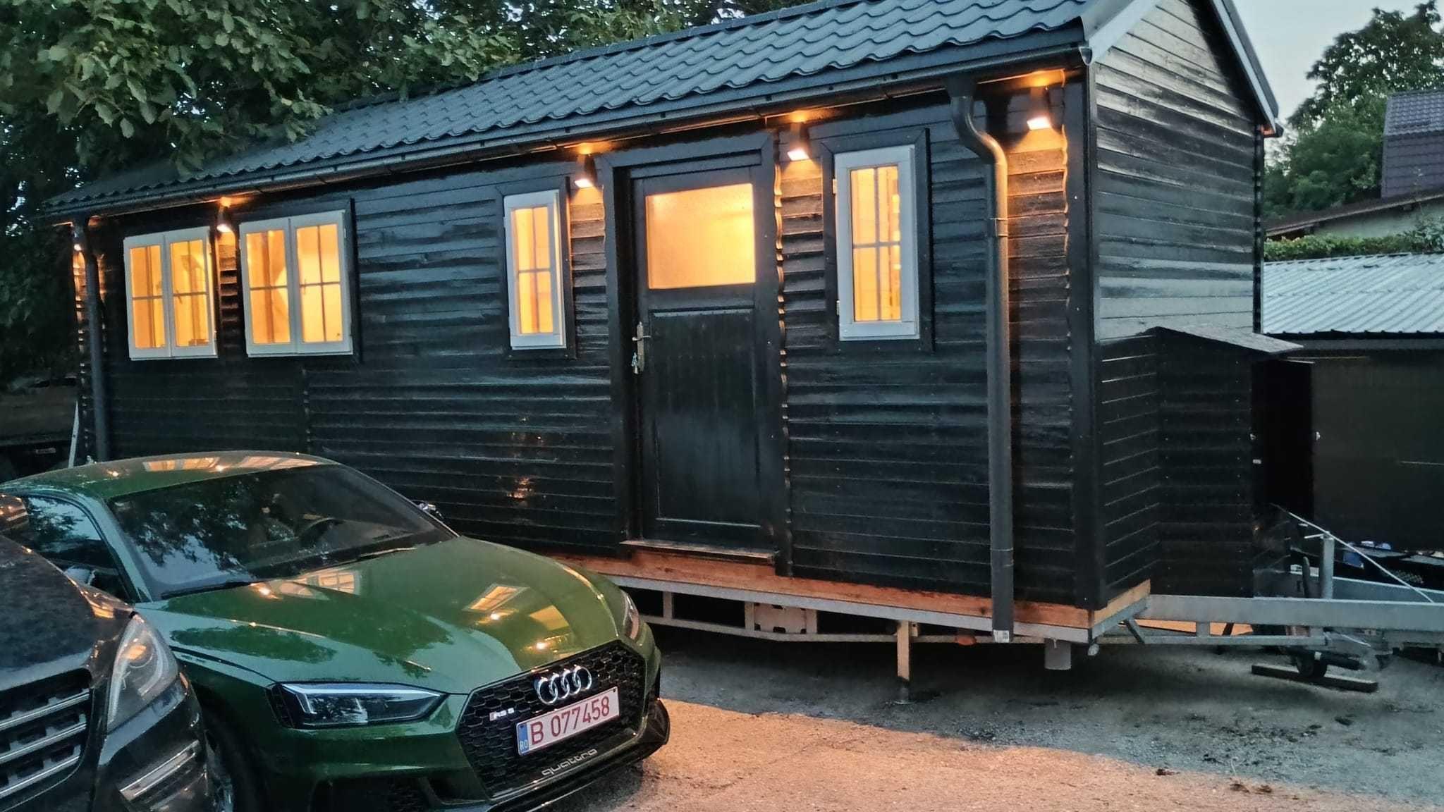 Tiny House premium, lemn masiv, construcție artizanală — 17 mp, complet mobilată, gata de iarnă - imagine 1