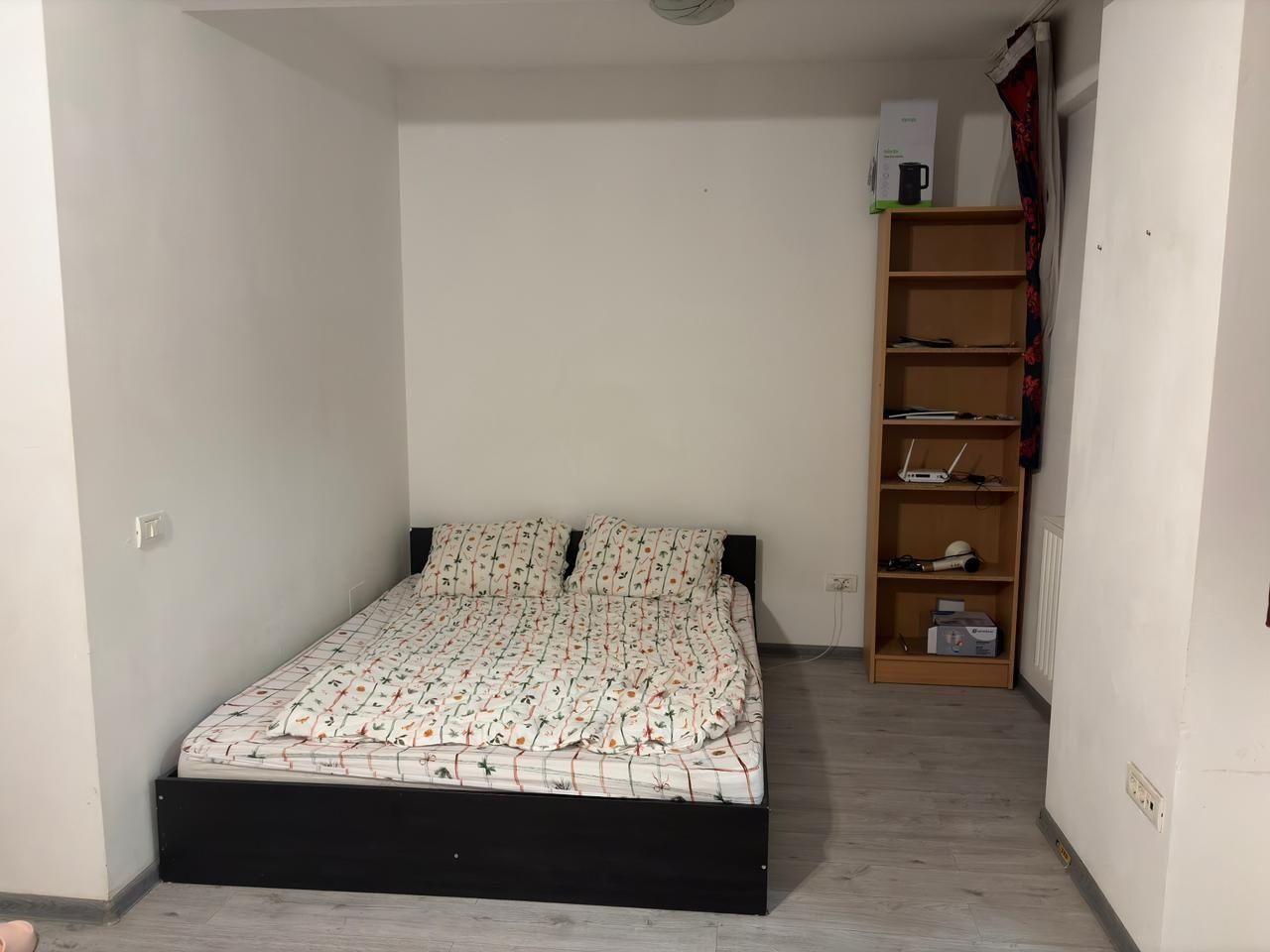 Garsoniera de închiriat