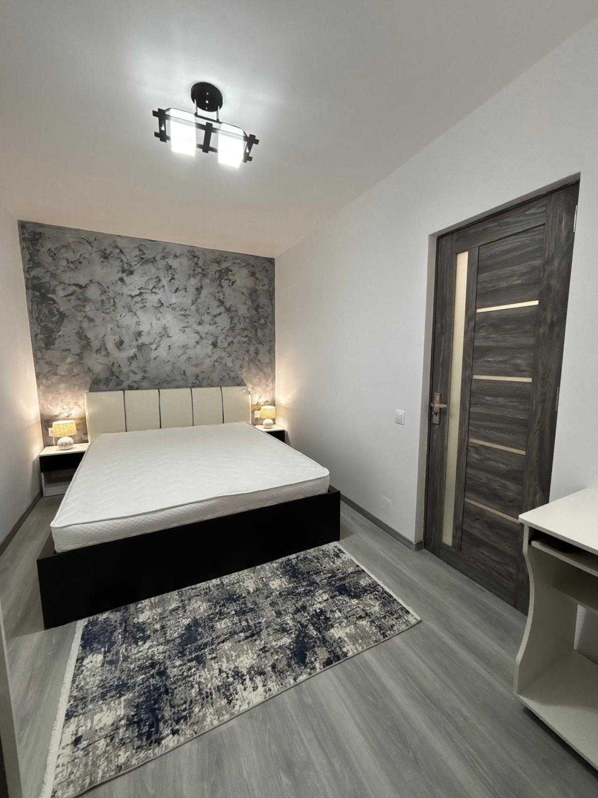 Vand apartament 3 camere, etaj 3 din 4, EXERCITIU