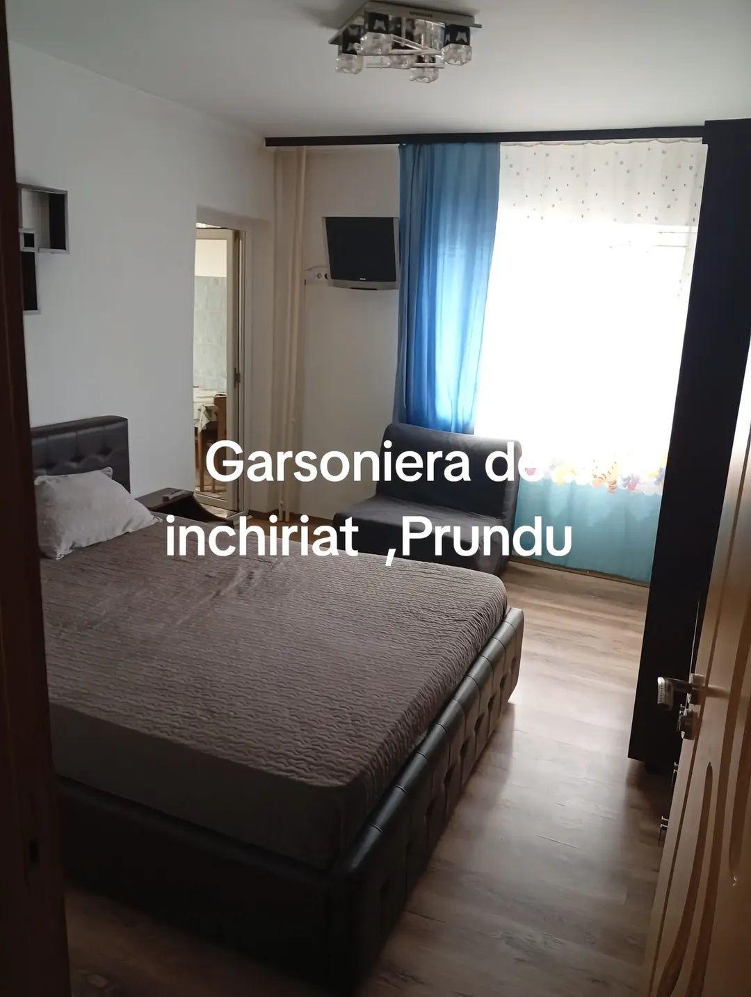 Se închiriază garsoniera