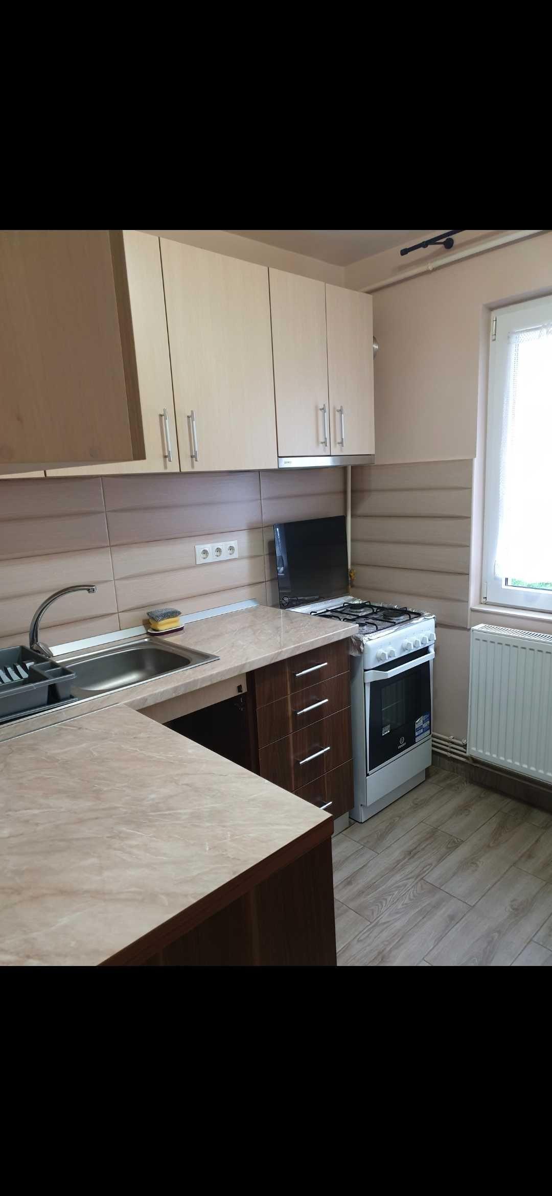 Vand apartament 2 camere