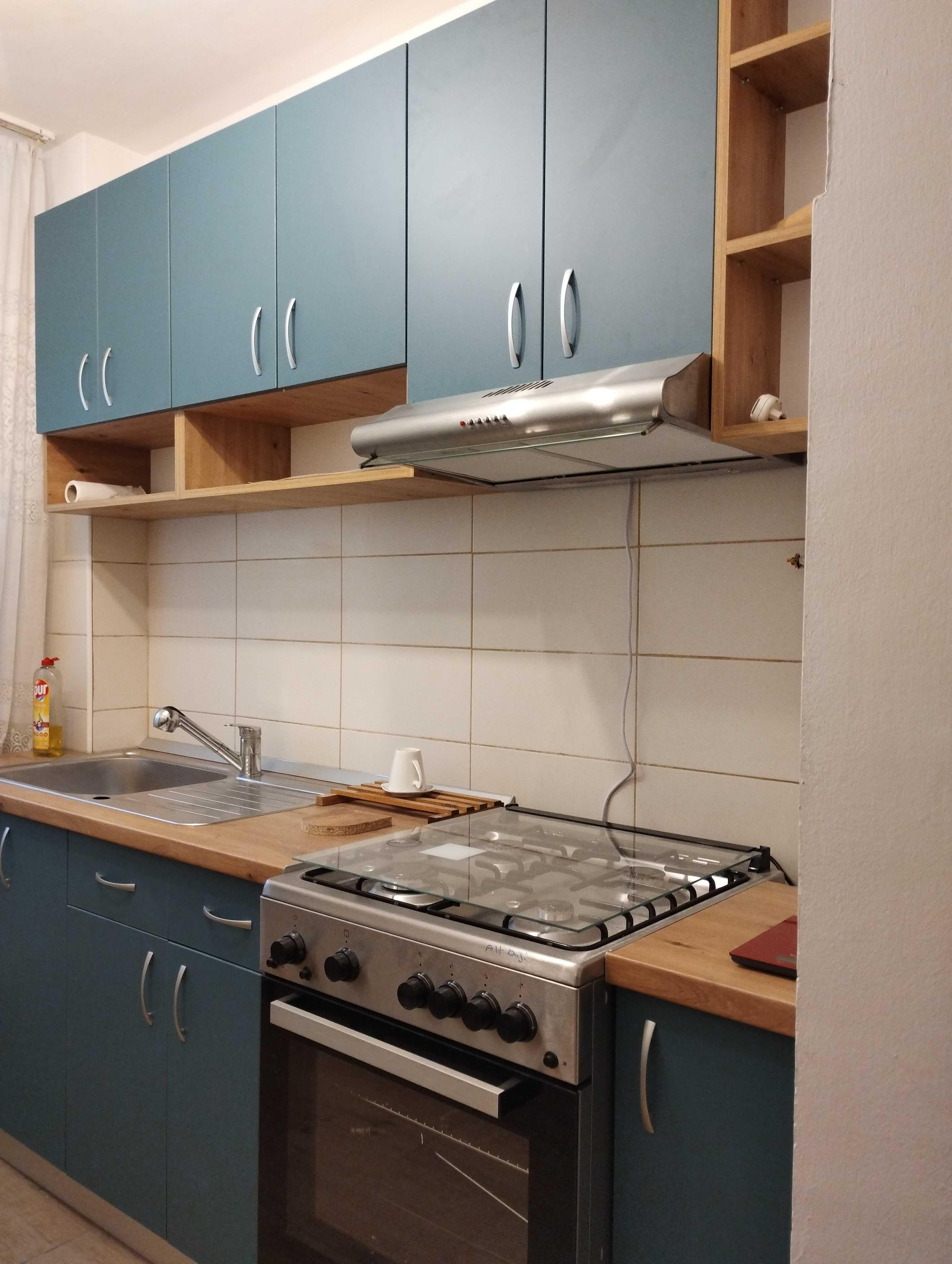 Vand apartament 3 camere renovat,parter,Albina
