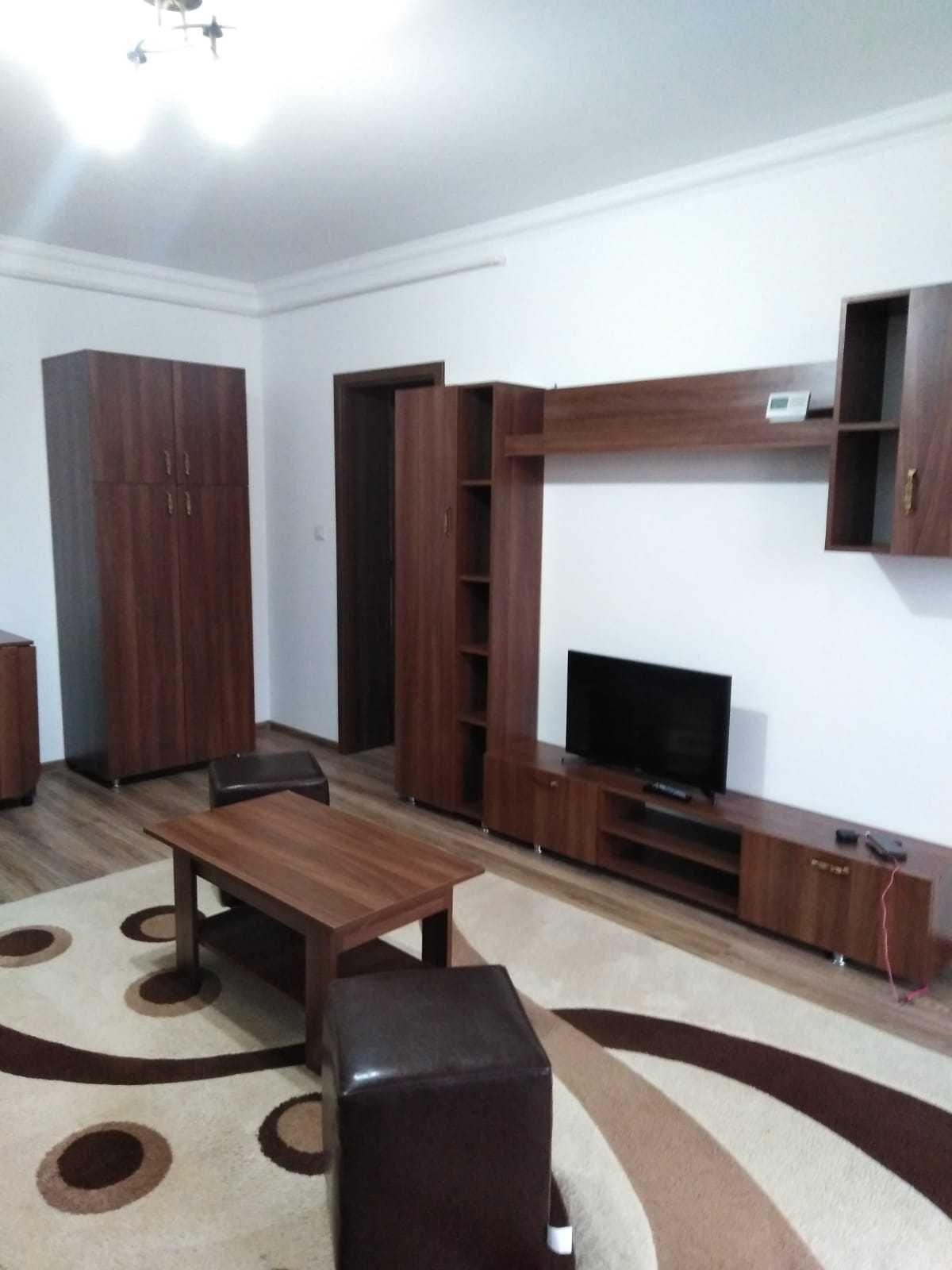 Persoana fizica vand apartament cu o camera