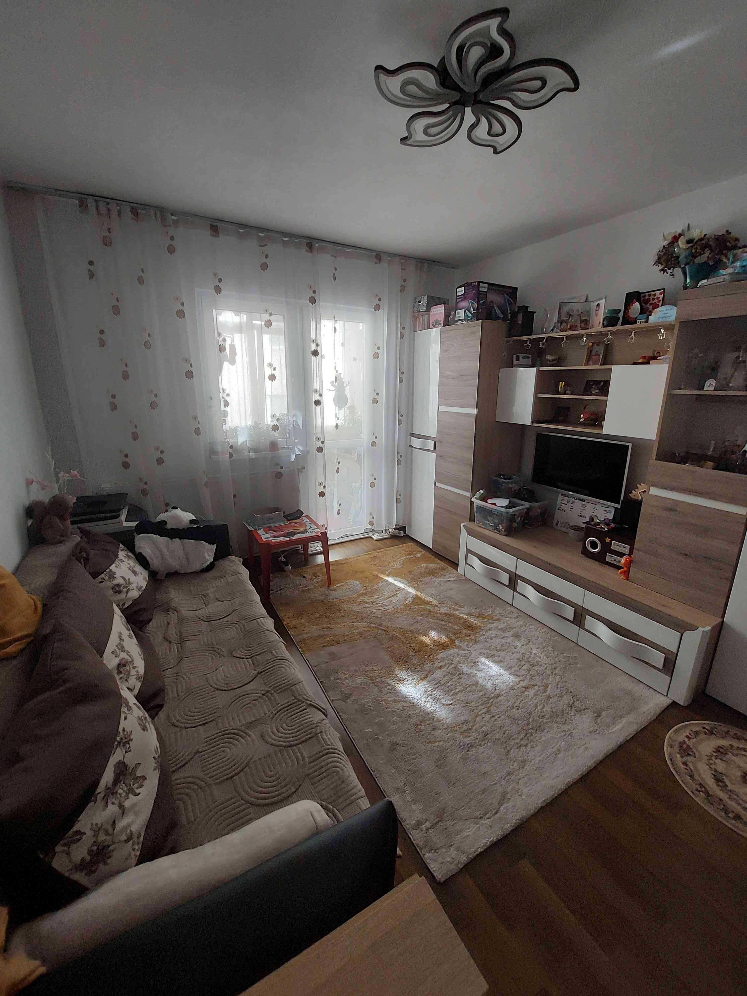 Vand apartament 3 cam decomandat, 48mp, Pacurari- Posta/ Moara de Foc, Iasi