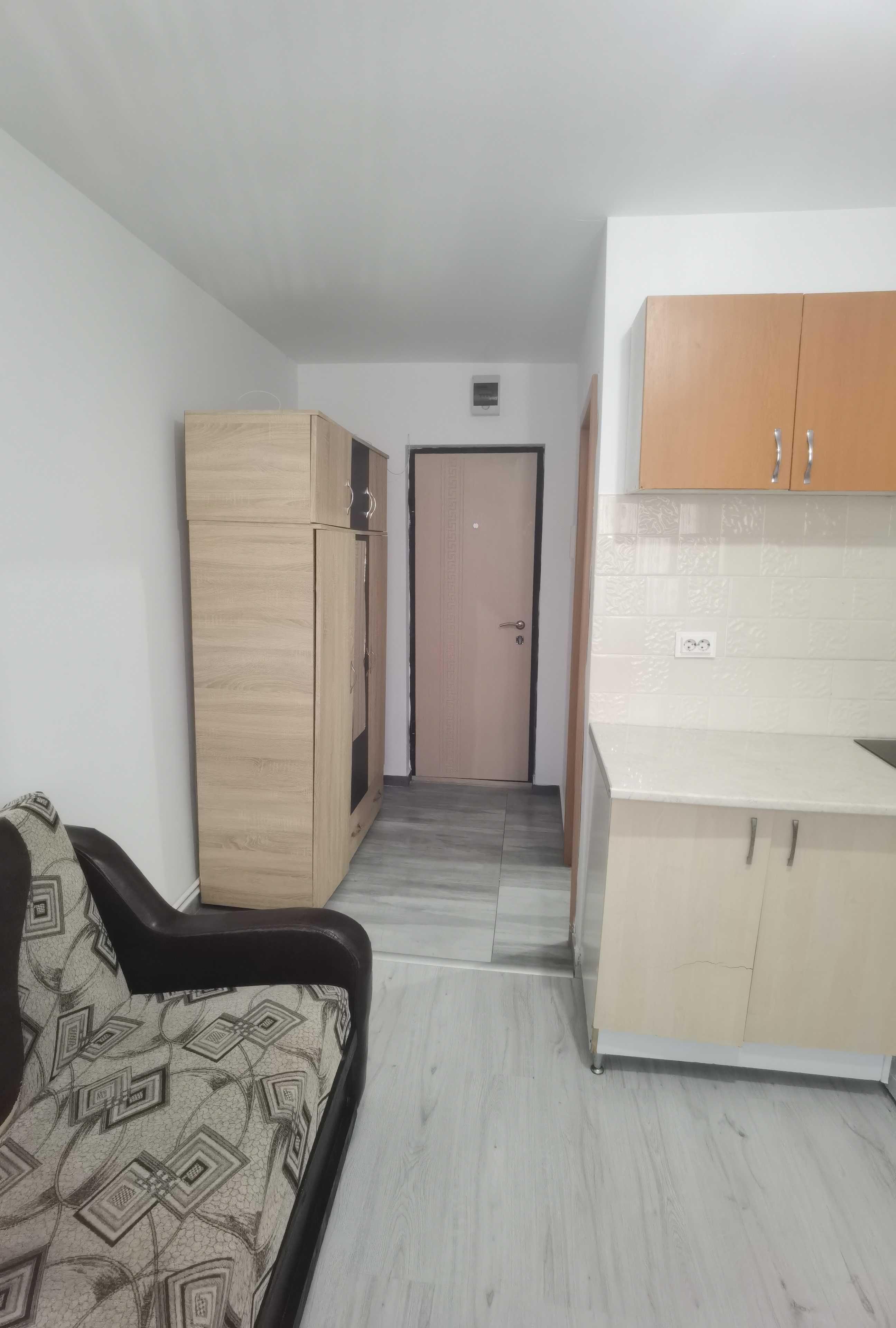 Închiriez garsoniera zona Poitiers nr 65 cămin C7, Iași